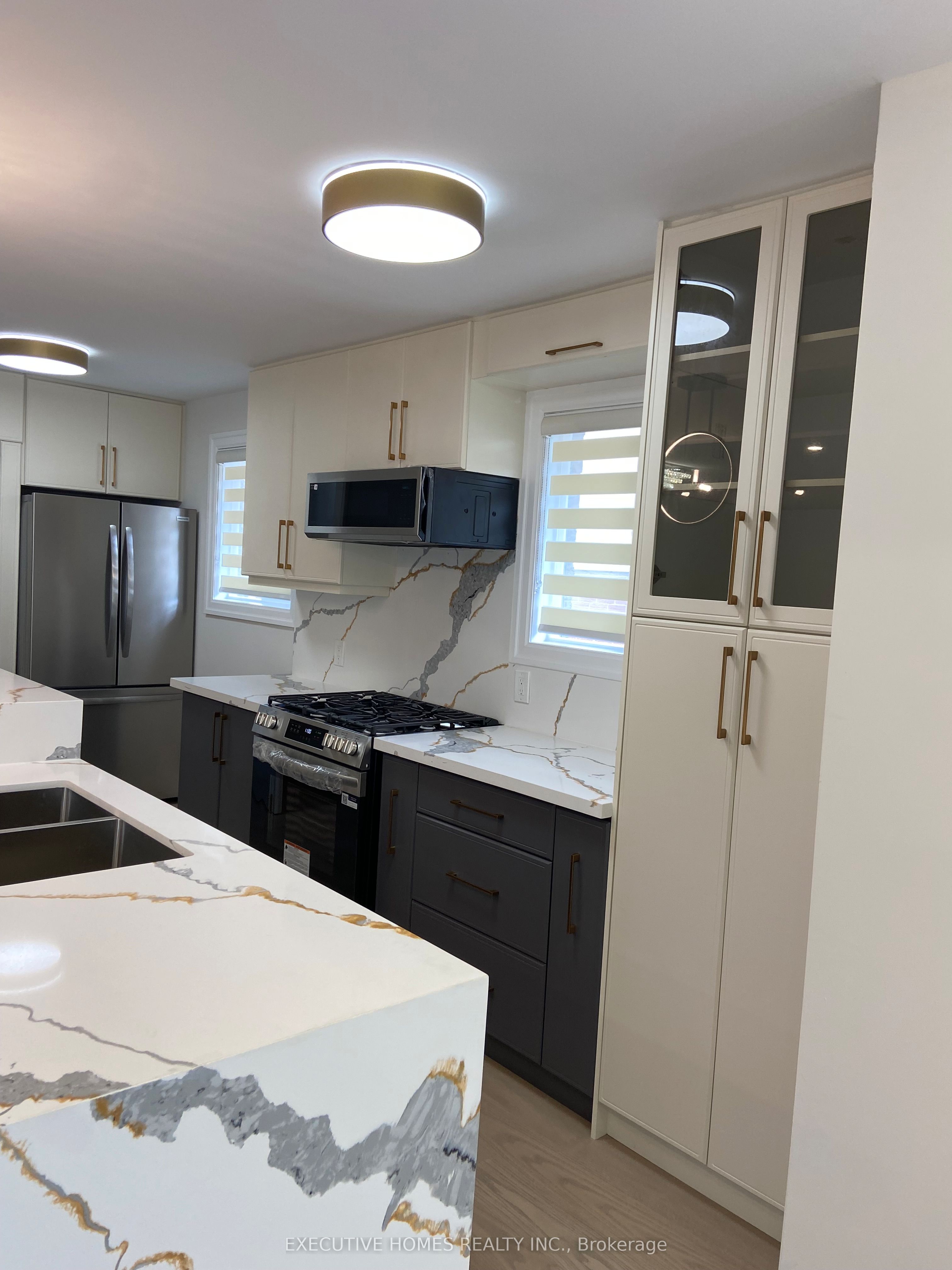 2685 Windjammer Road