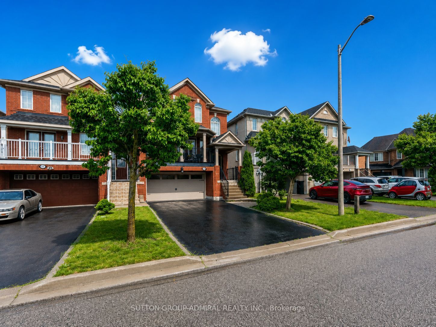 43 Mainland Crescent
