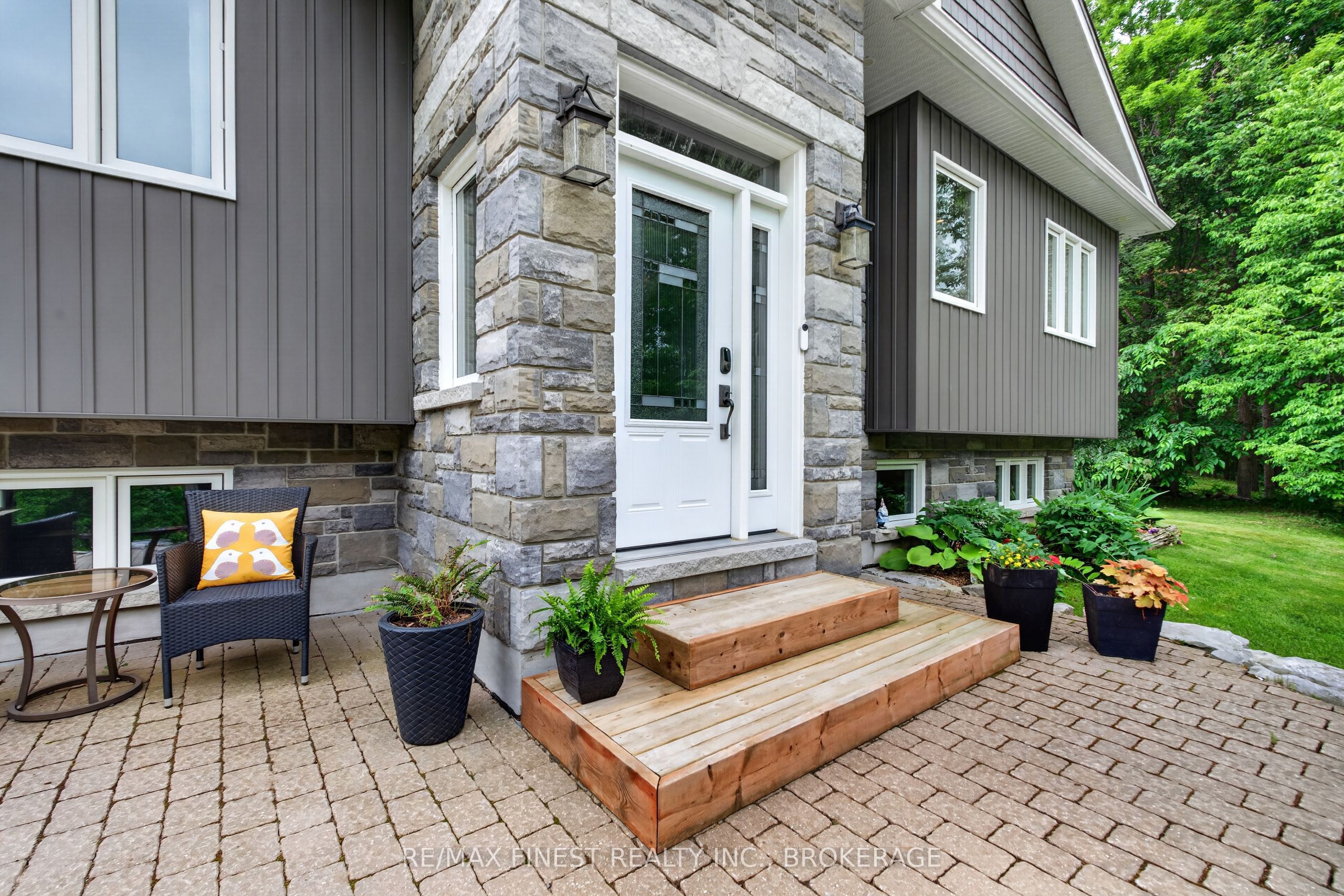 1415 Rickards Road