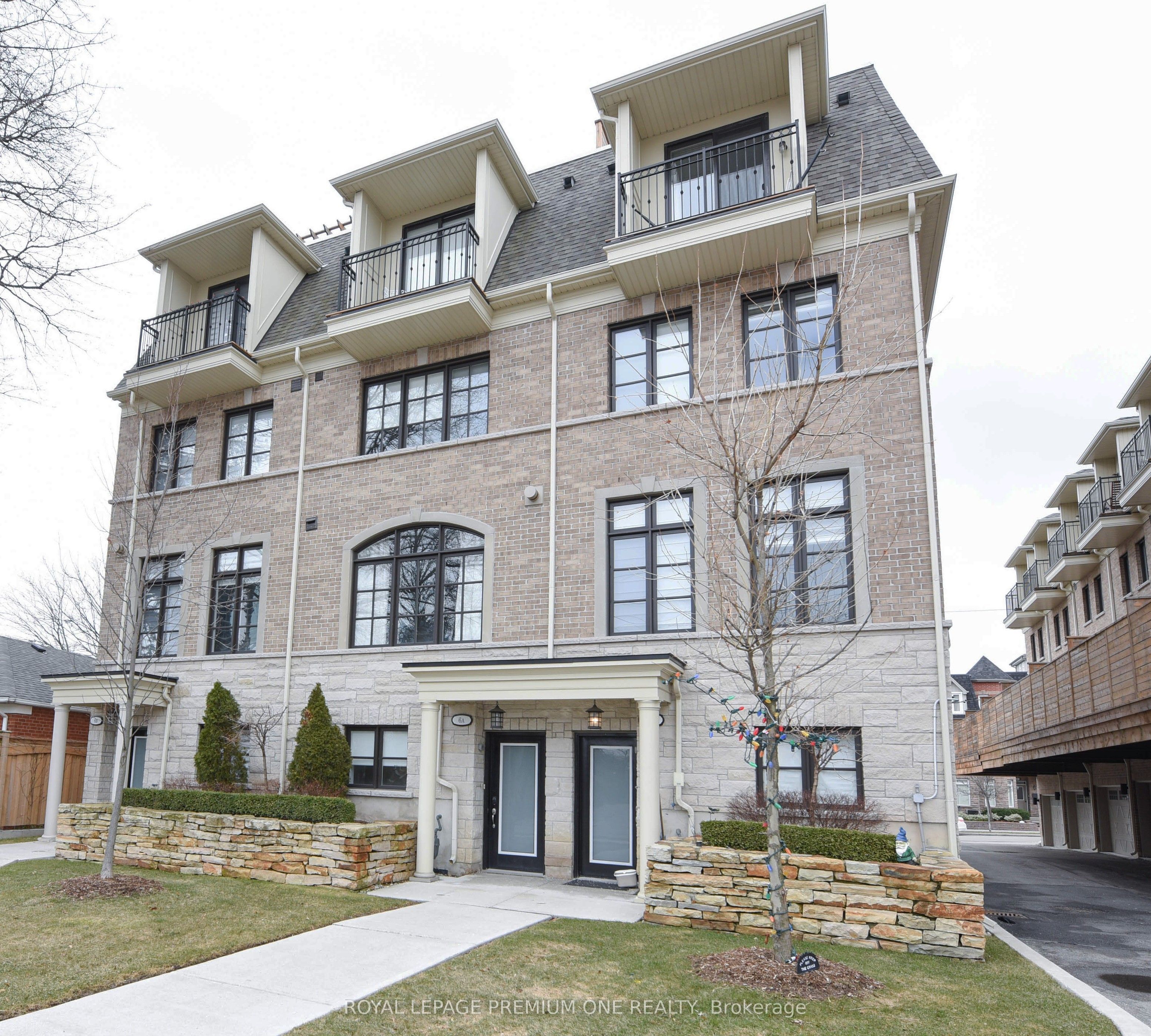 6A ACORN Avenue