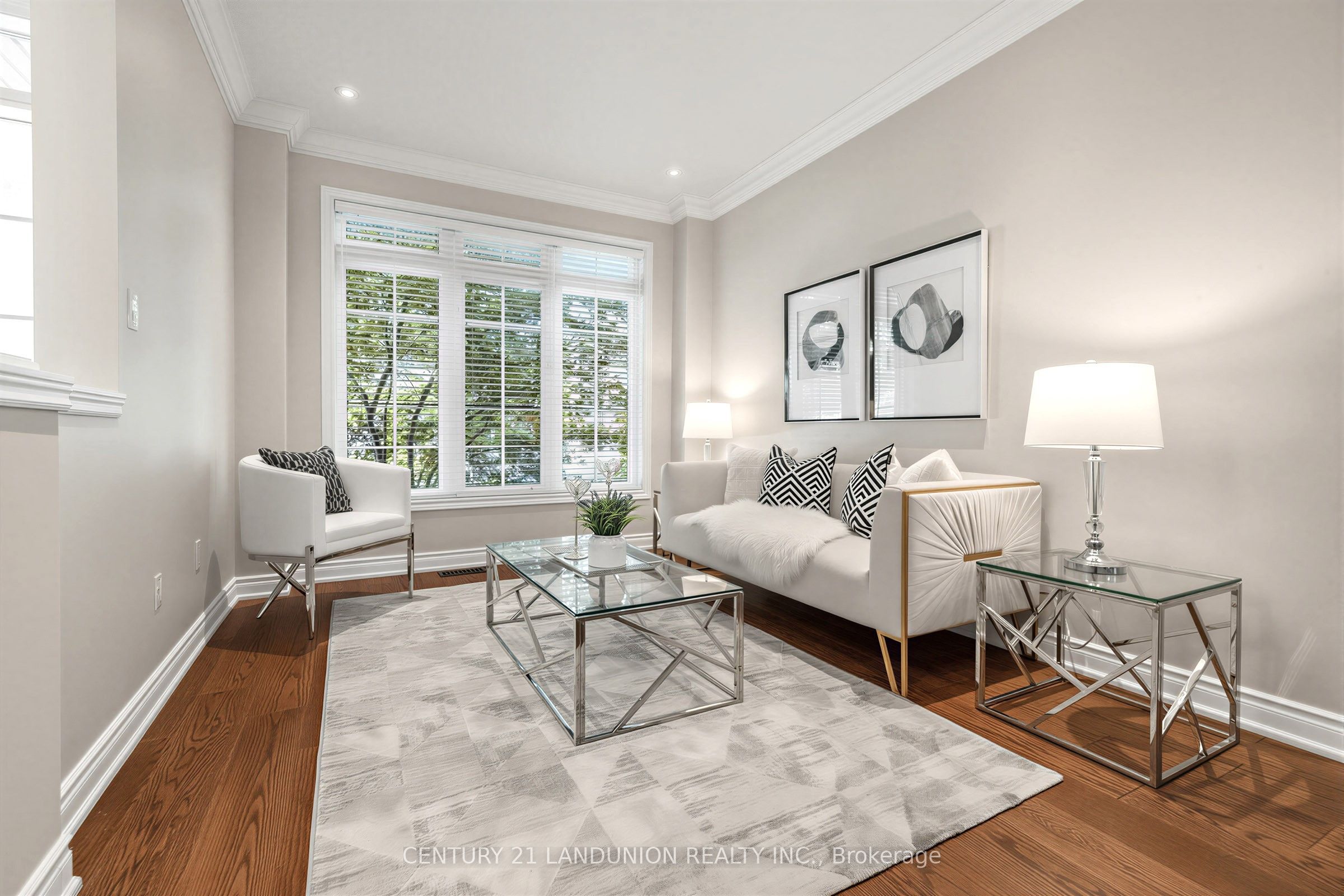 21 Hendel Drive