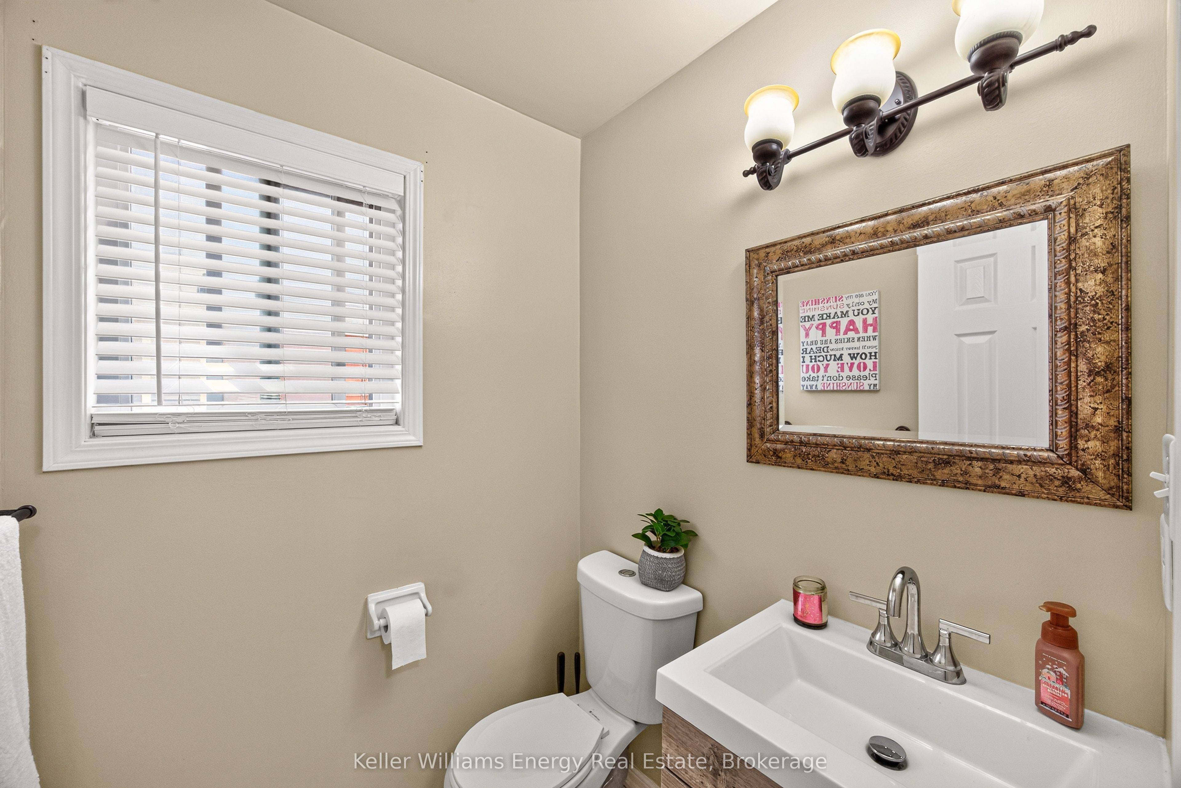 4 Holman Court
