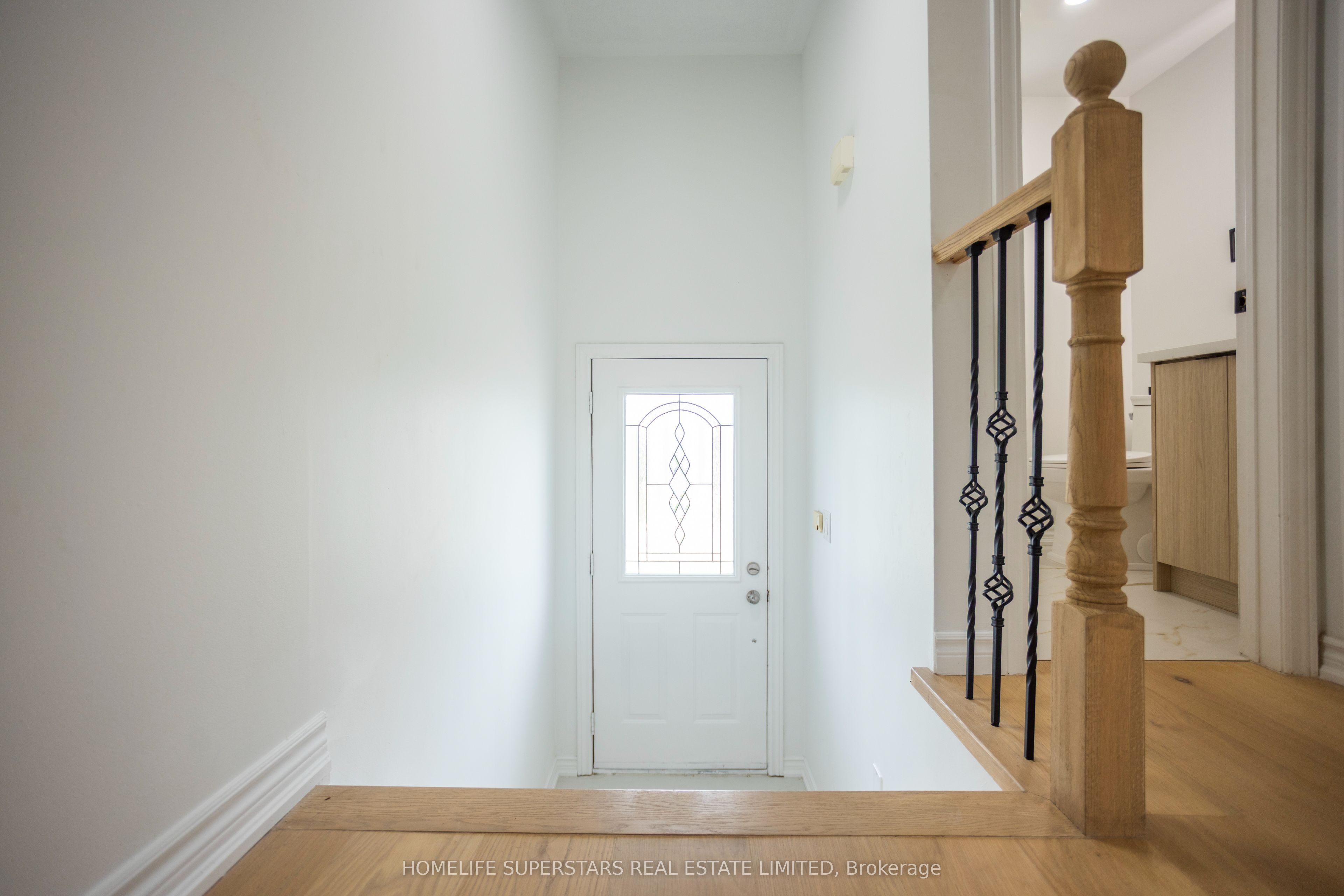 6 Smales Drive