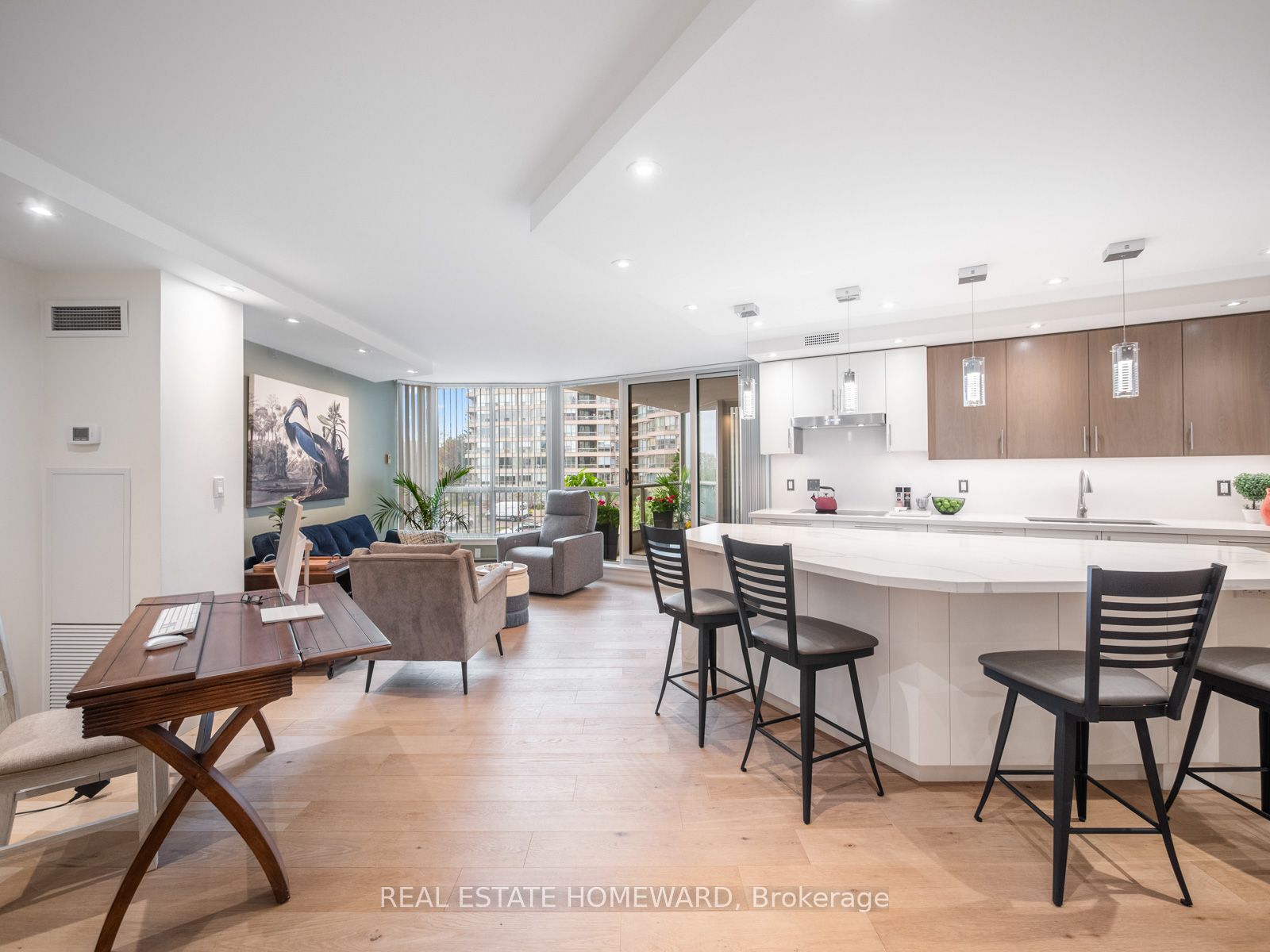 20 Guildwood Parkway 311
