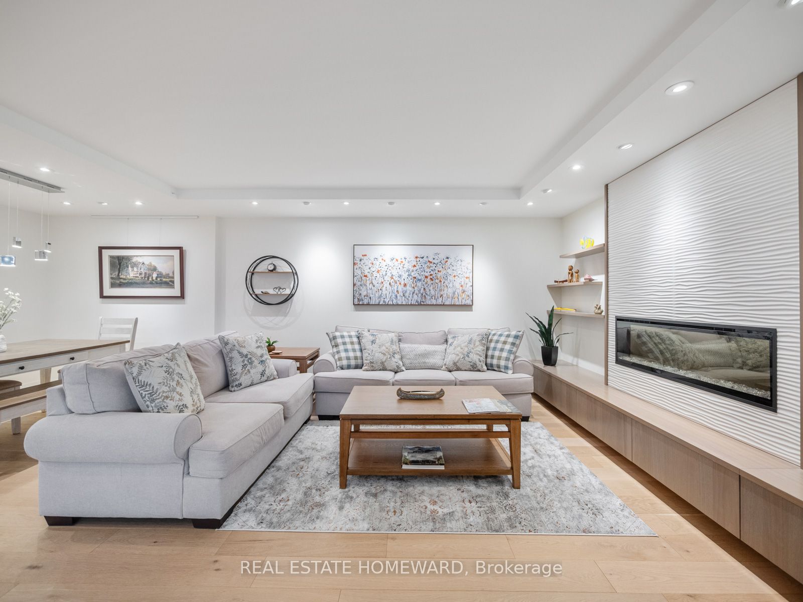 20 Guildwood Parkway 311