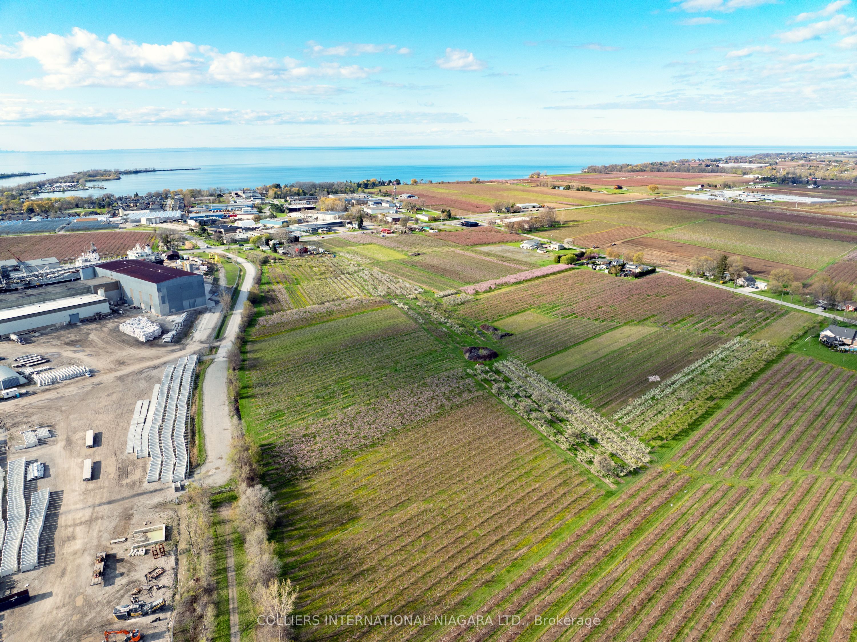 406 Lakeshore Road