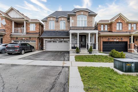 4 Mistletoe Place Brampton ON L6Y 0G4