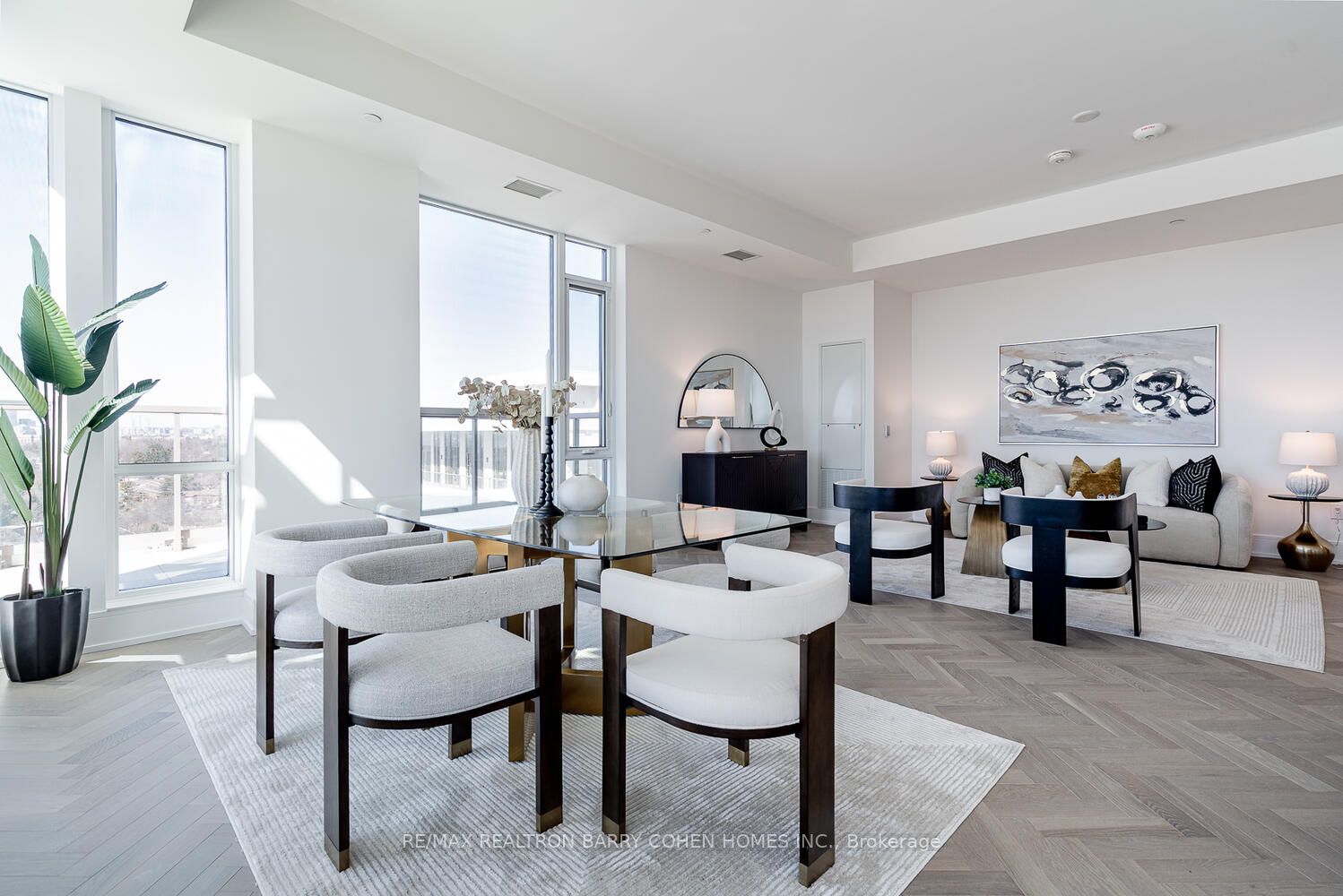 399 Royal Orchard Boulevard PH22