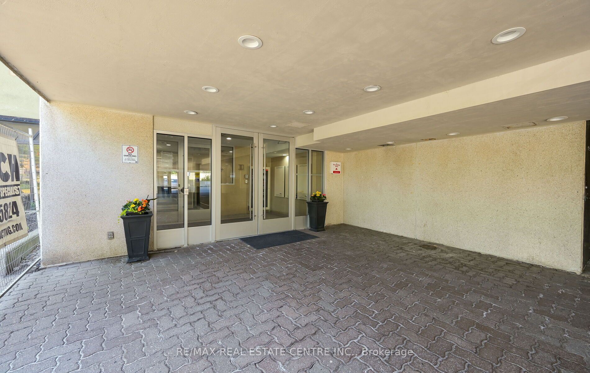 200 Robert Speck Parkway 2006