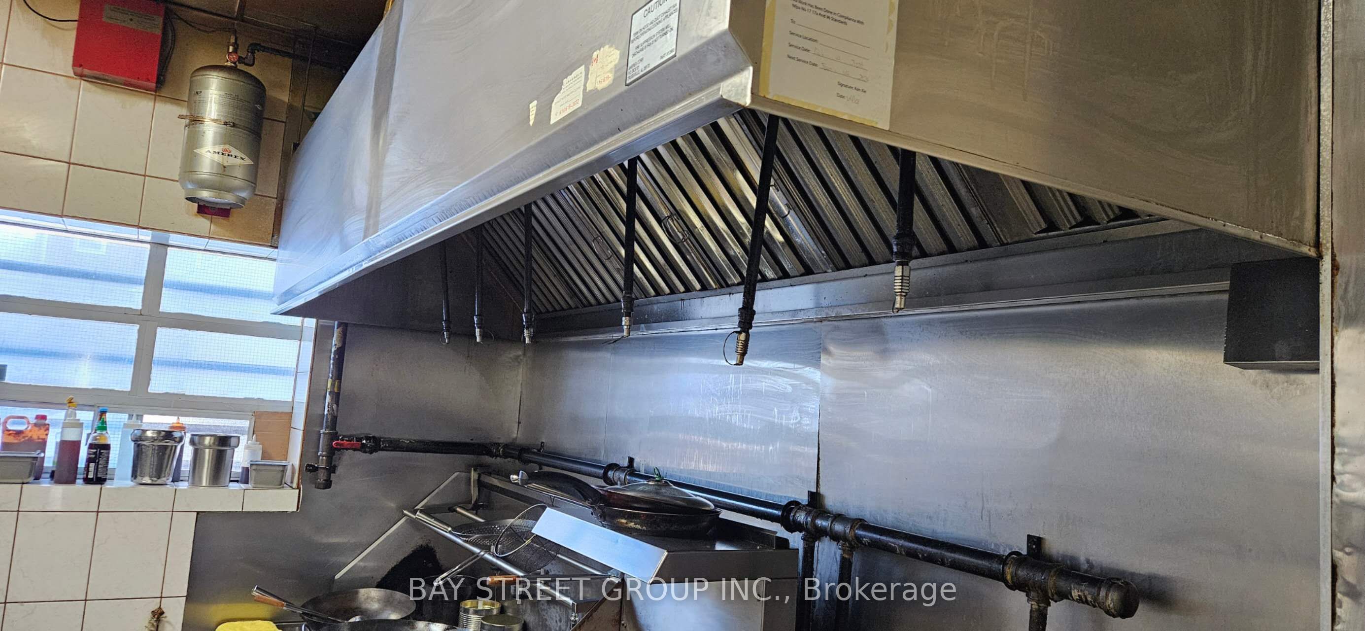 1662 Eglinton Avenue W