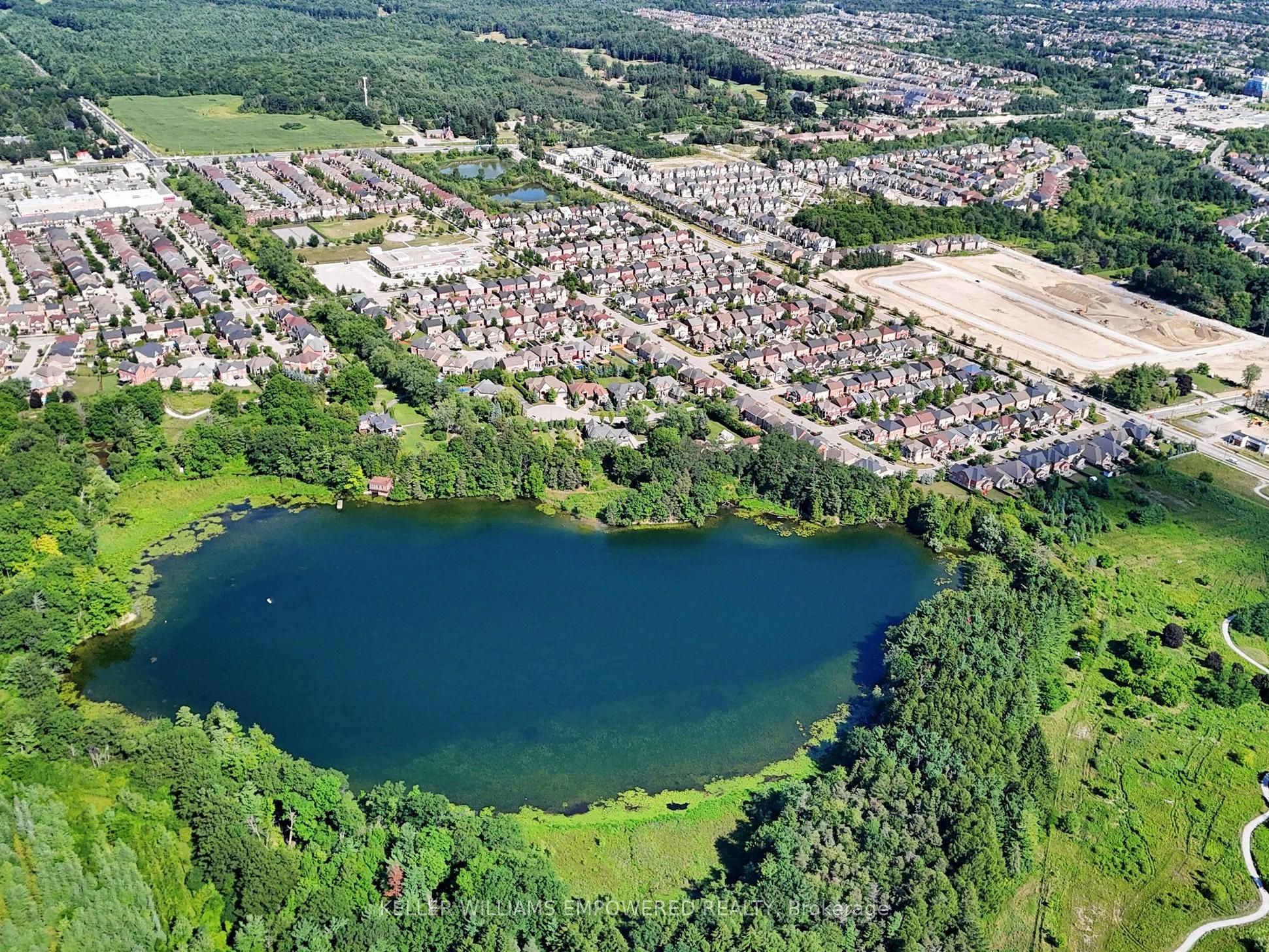 6 and 8 Macleod Estate Court