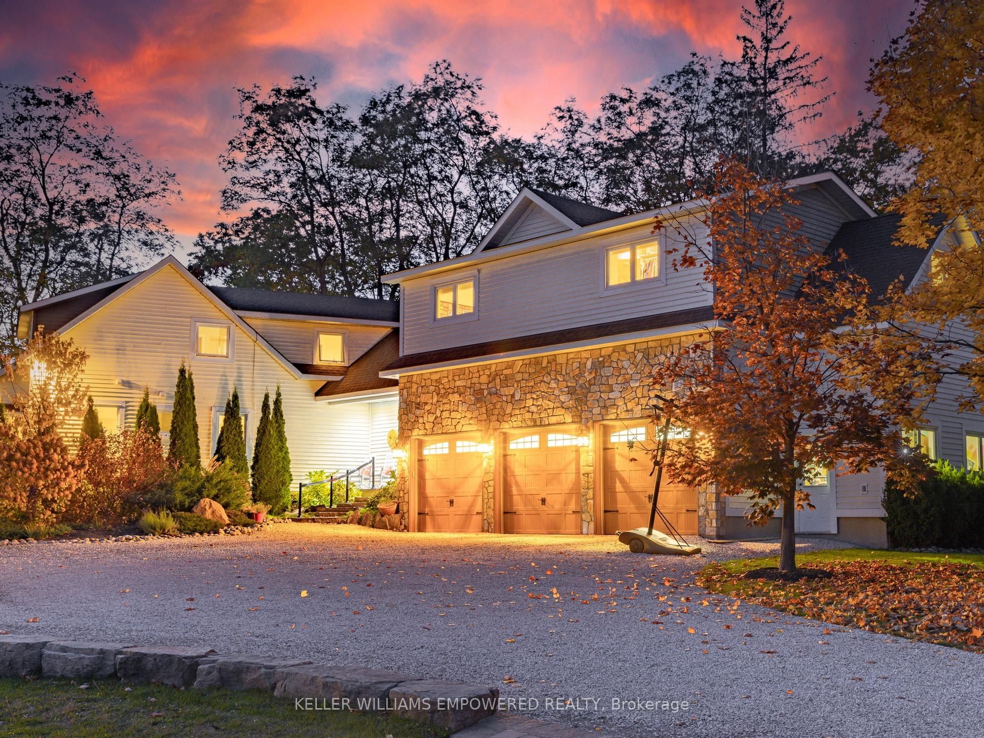 6 and 8 Macleod Estate Court