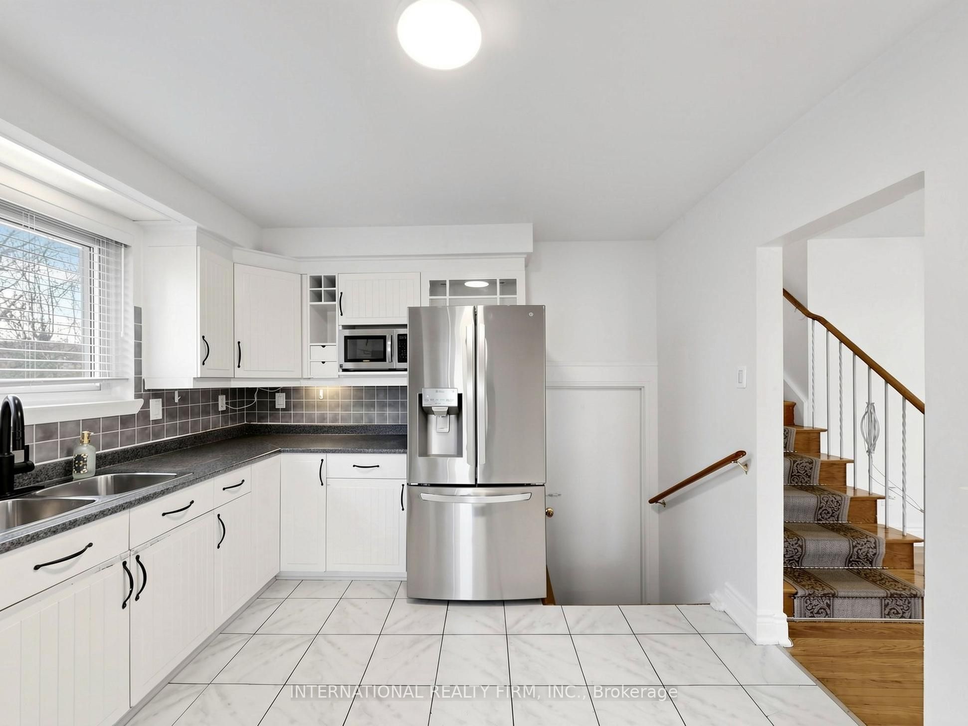 33 Danesbury Crescent
