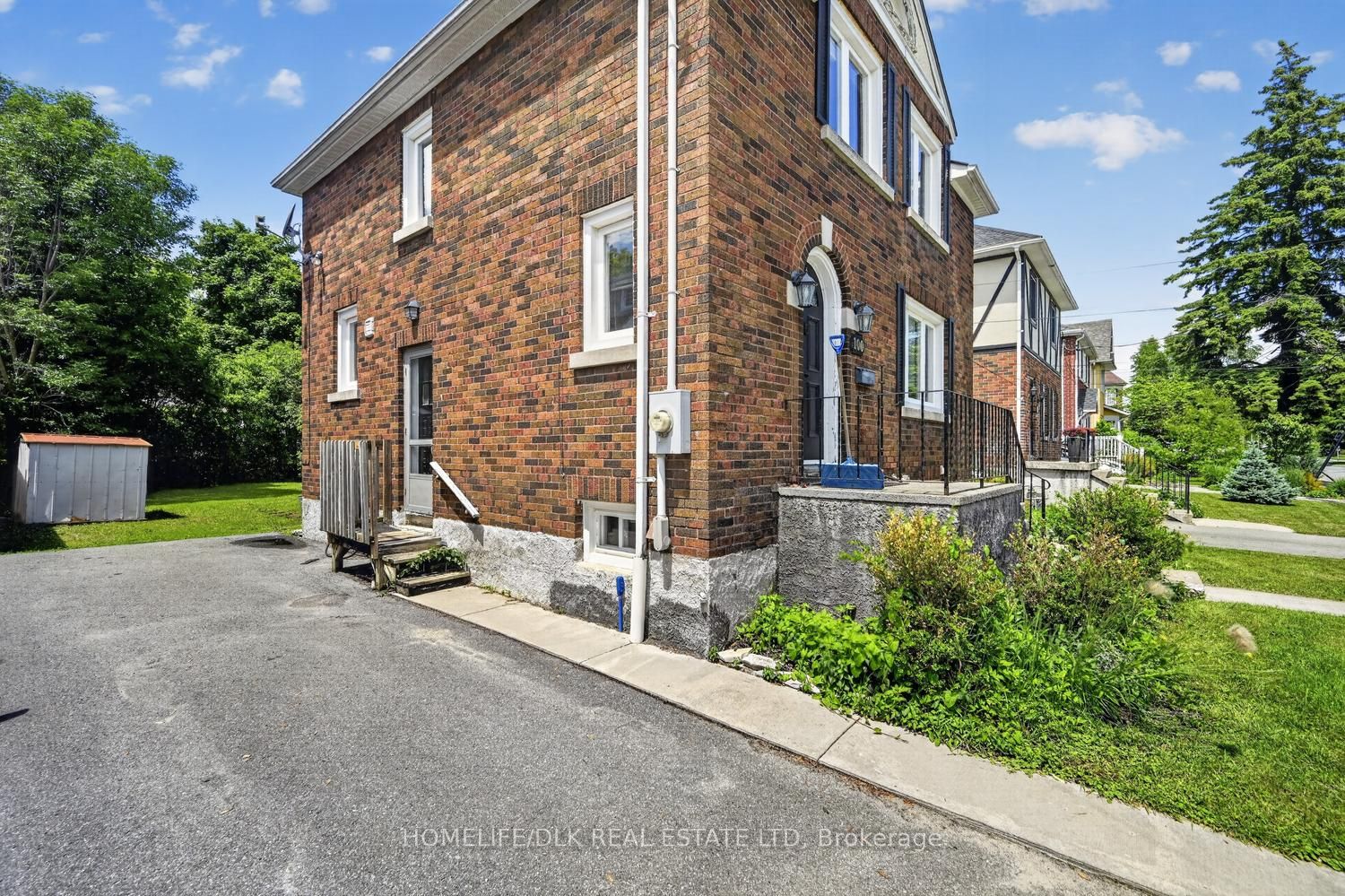 100 Ellerbeck Street