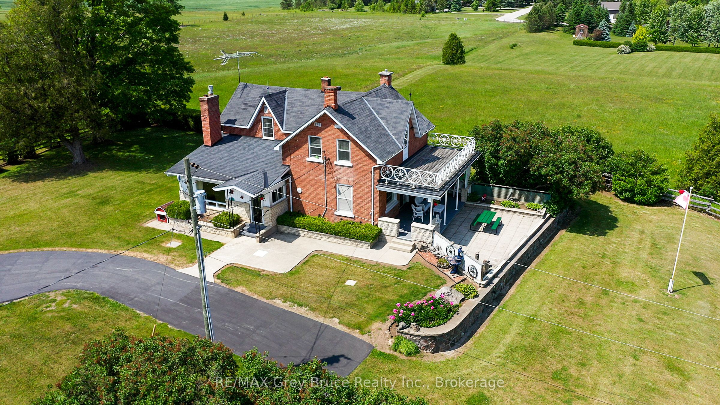 319144 Grey Road 1 N/A