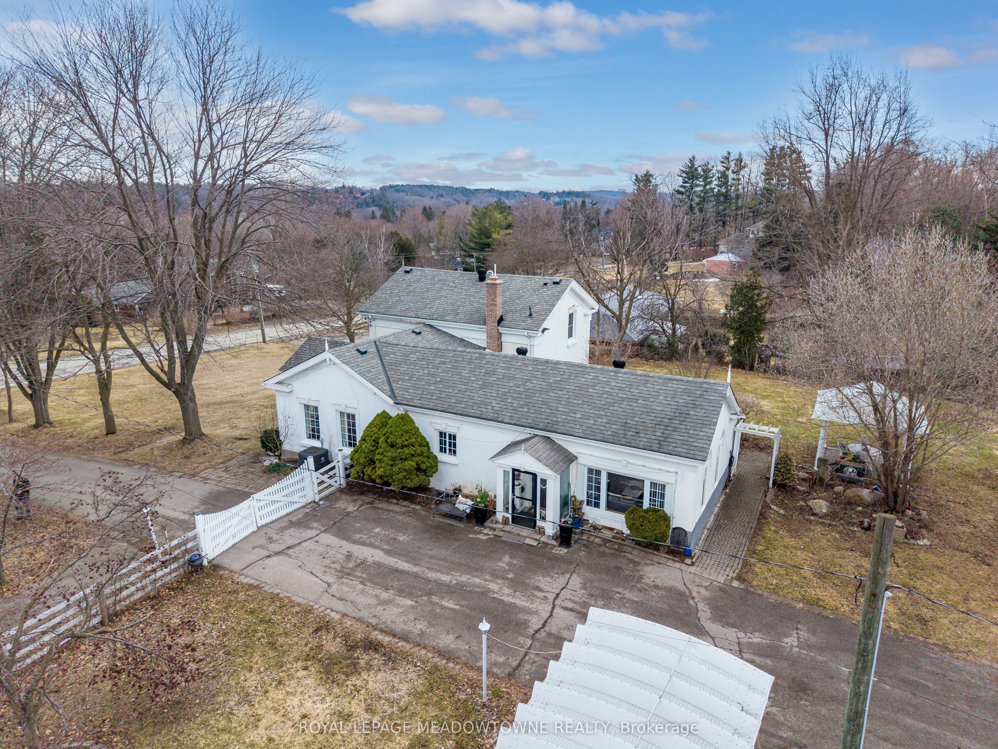 152 Confederation Street