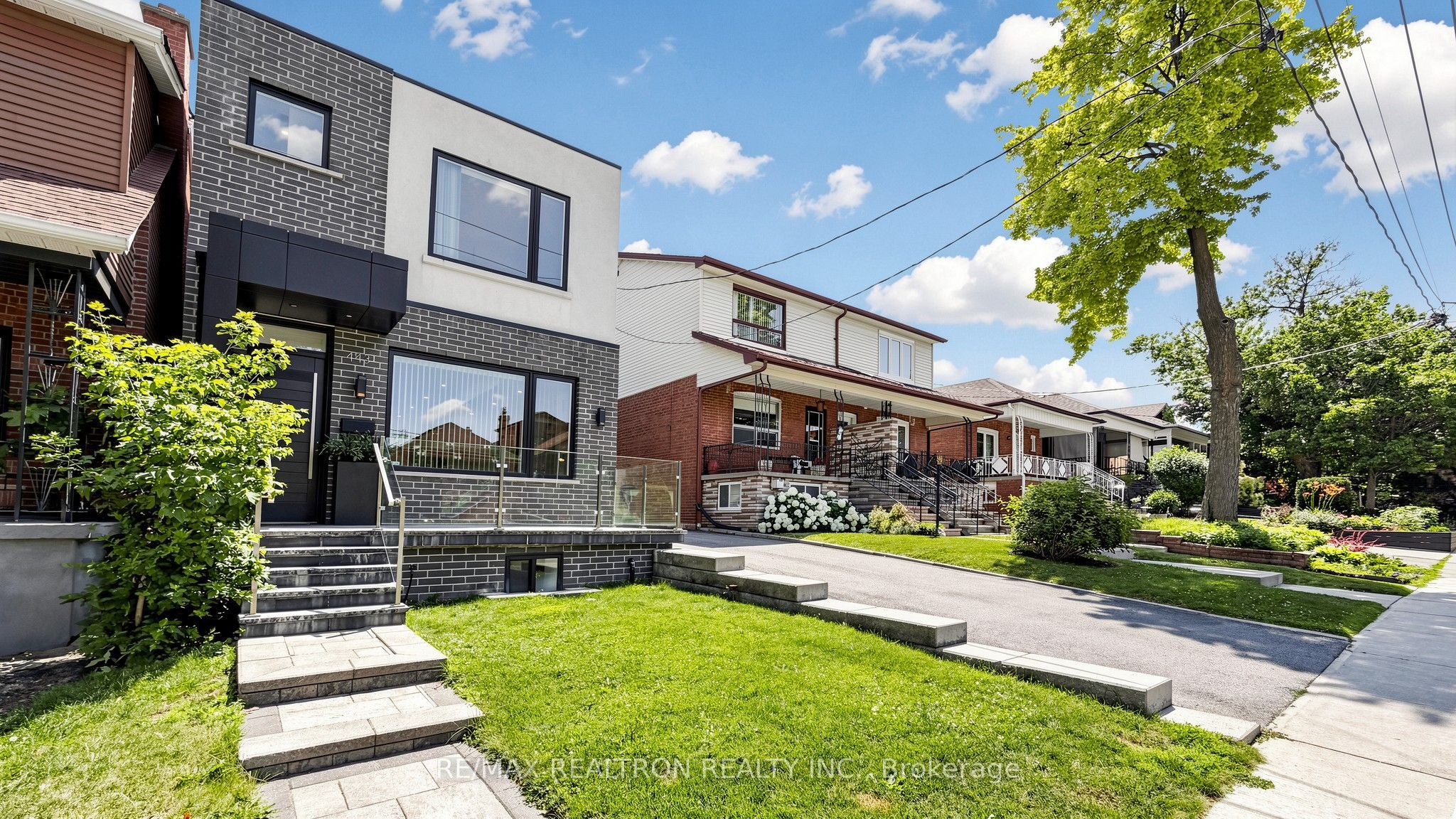 443 Northcliffe Boulevard