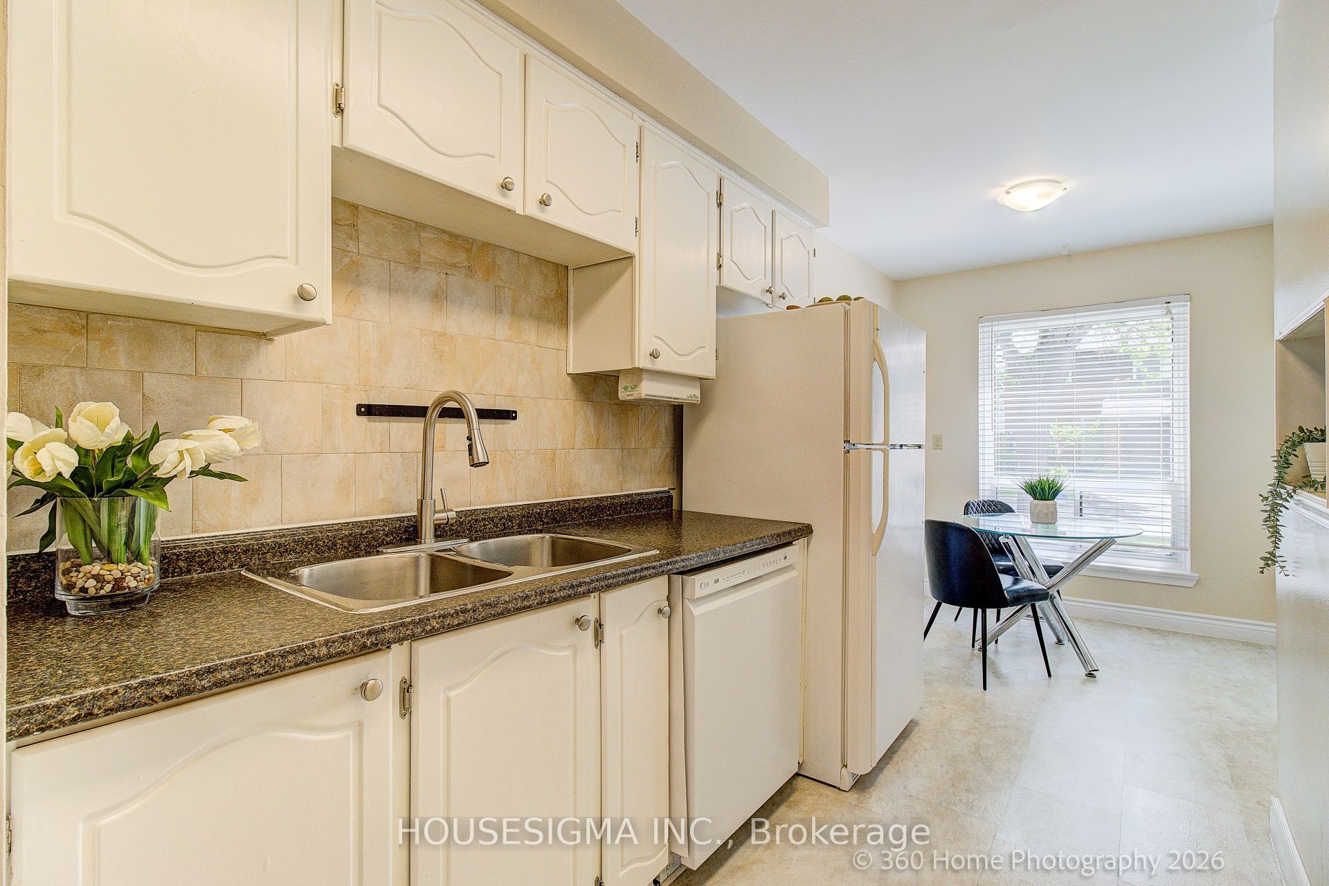 155 Glovers Road 73