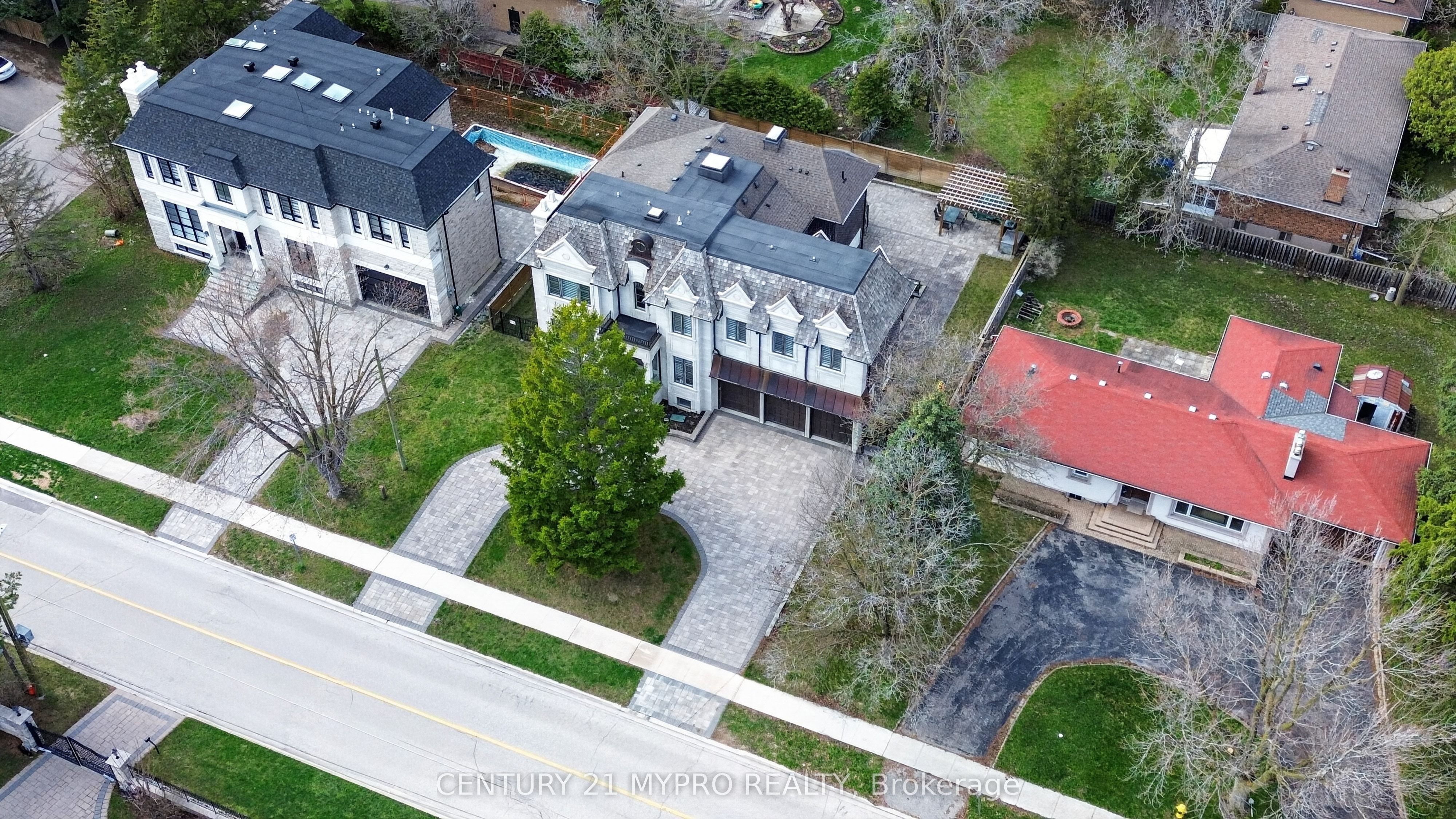 20 Uplands Avenue
