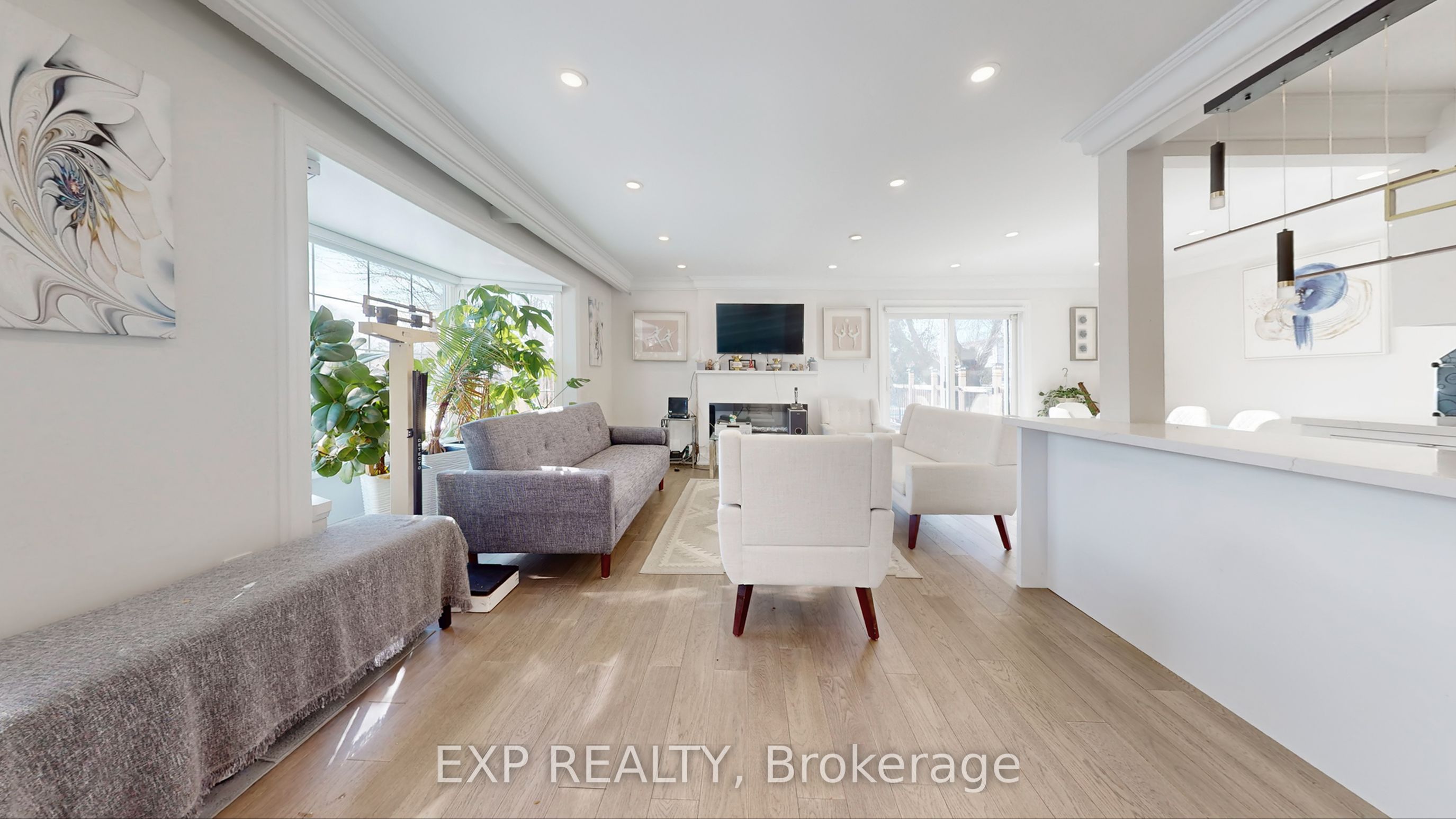 12 Bonnechere Crescent