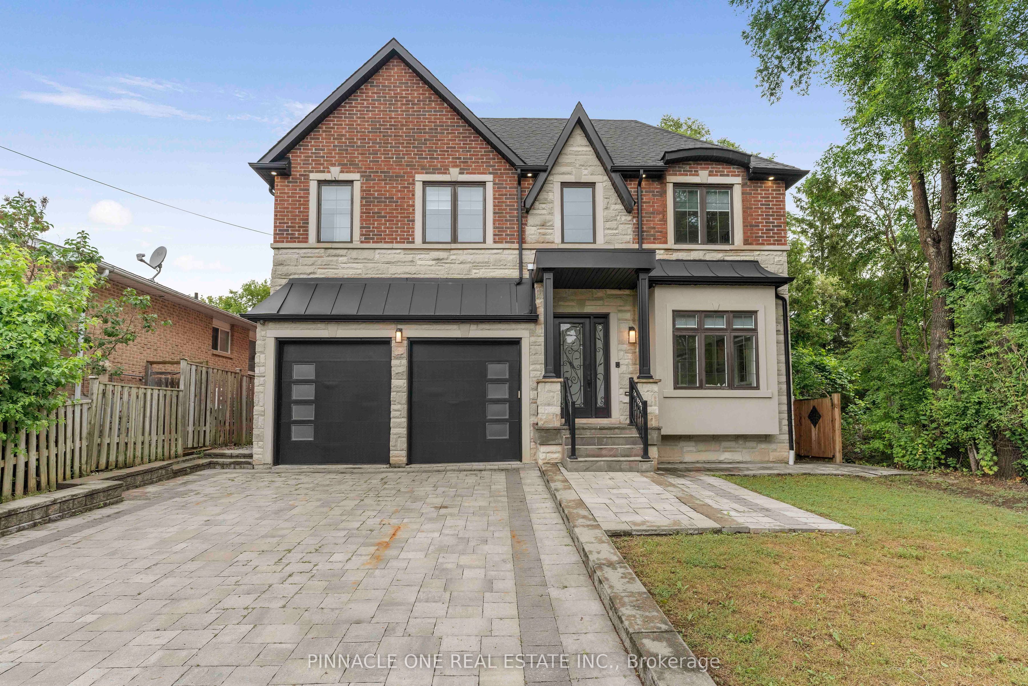 832 Sheppard Avenue