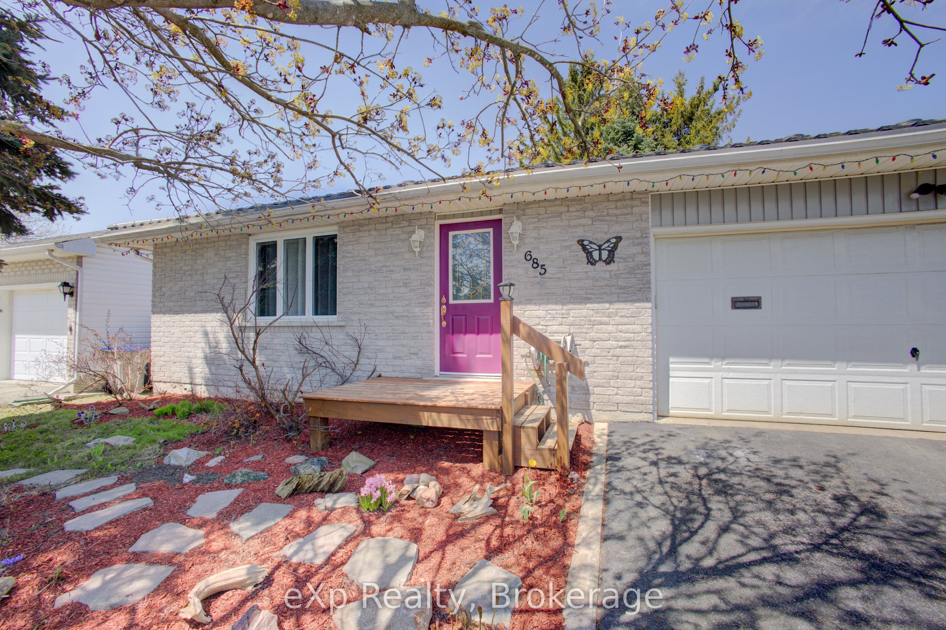 685 RESERVE Avenue S