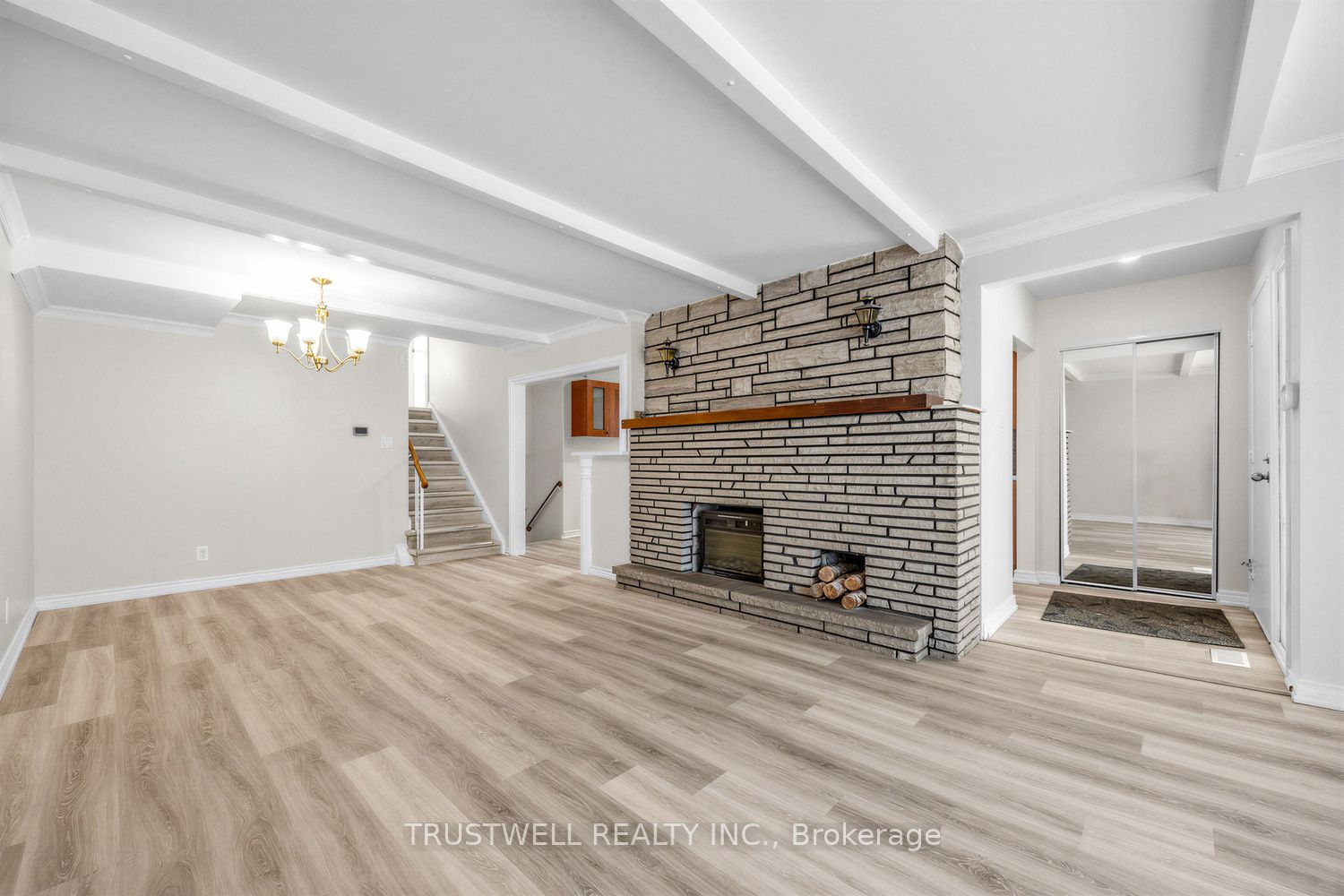 253 Catalina Drive