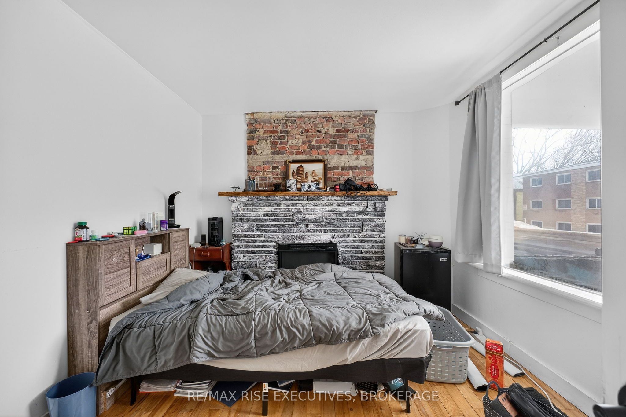 203 Concession Street