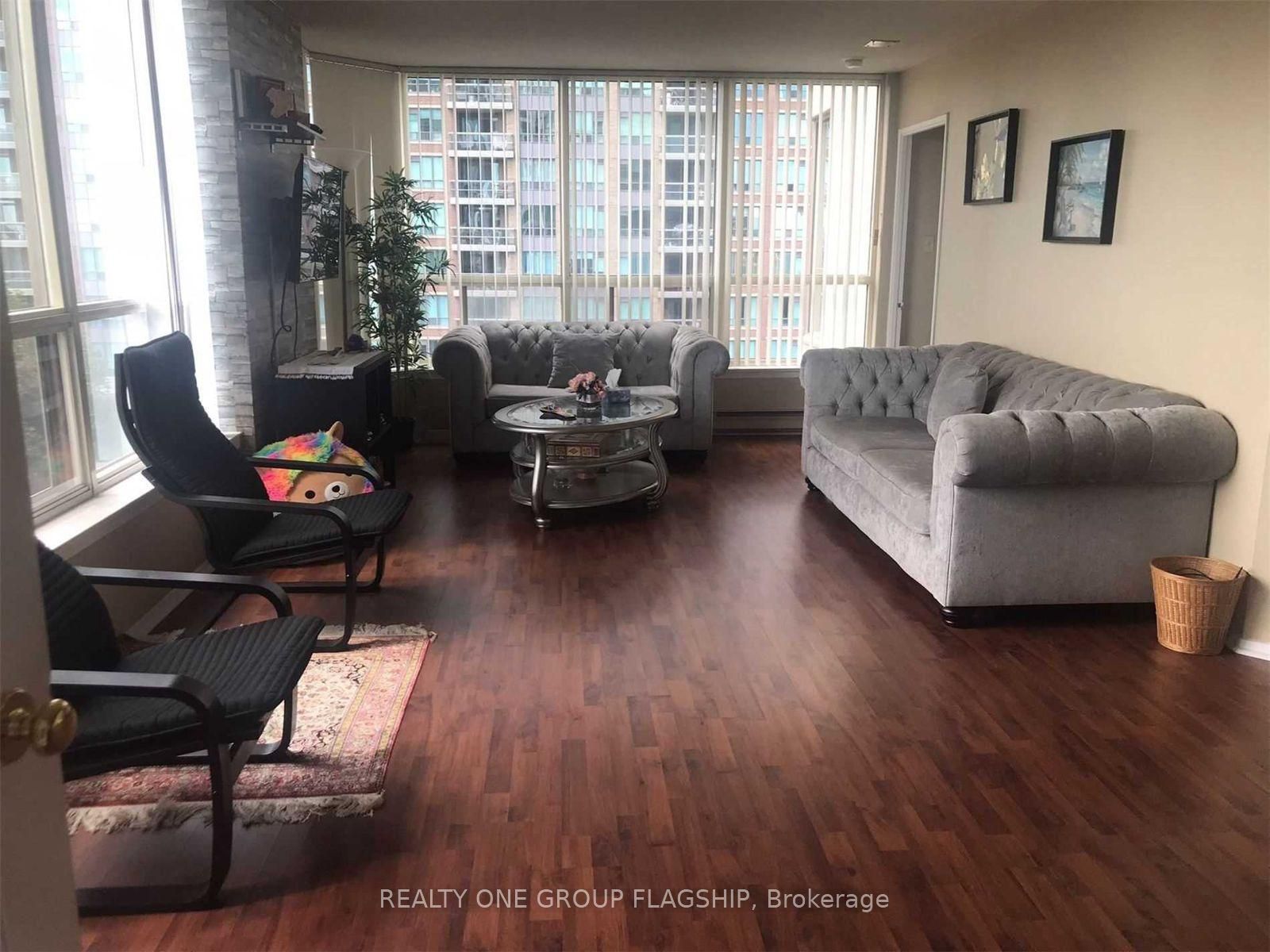 55 Elm Drive 604