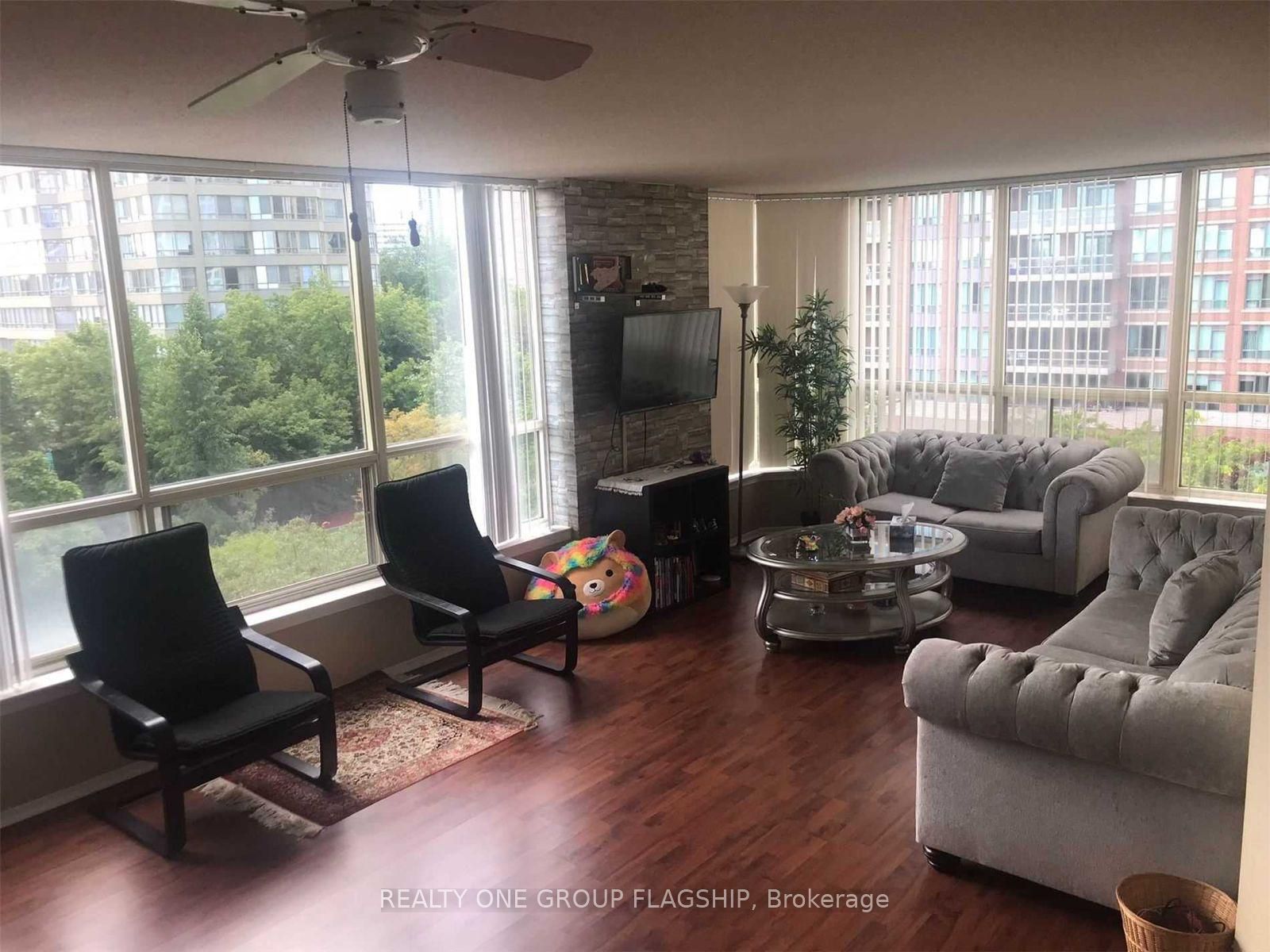 55 Elm Drive 604