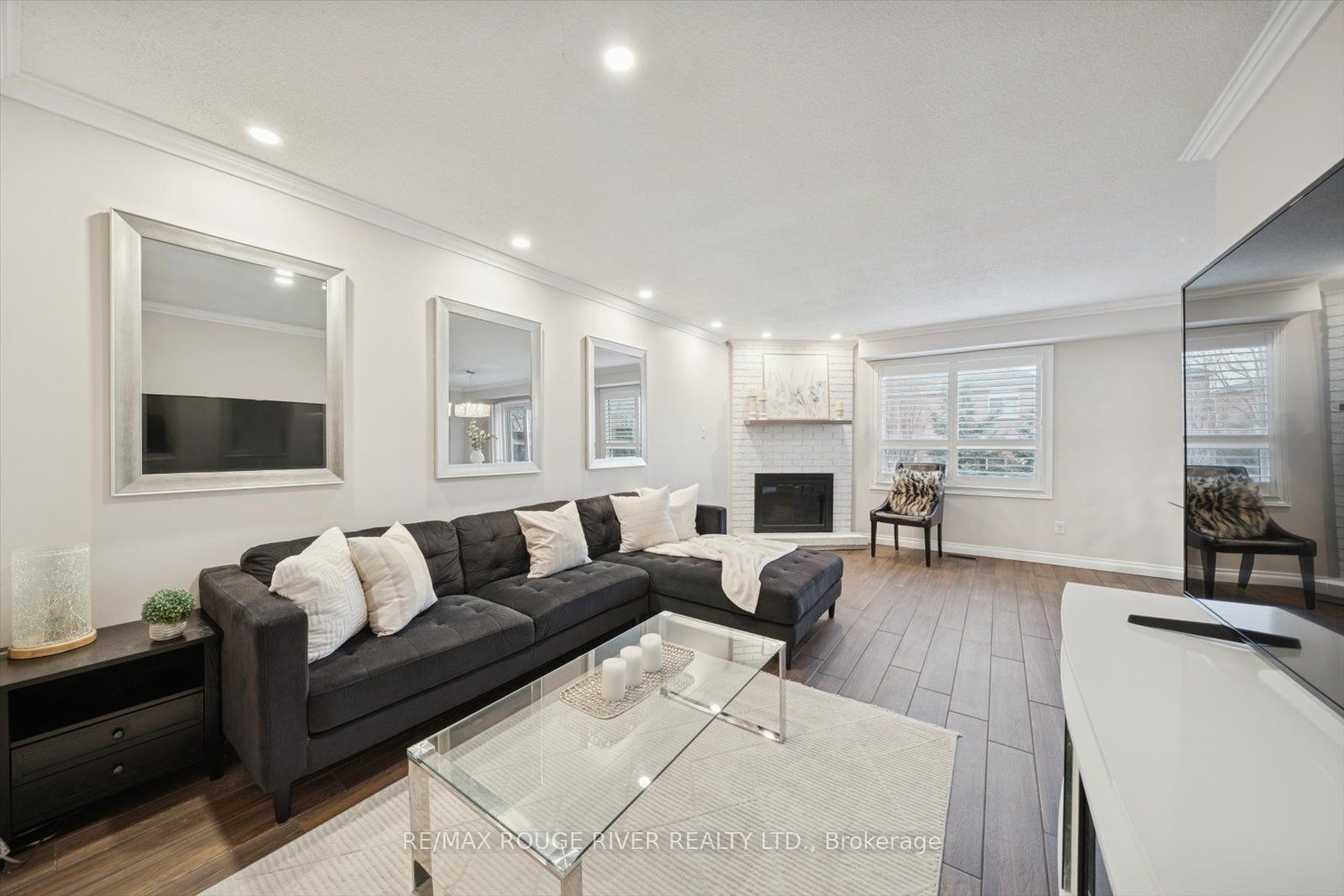 211 Ravenscroft Road