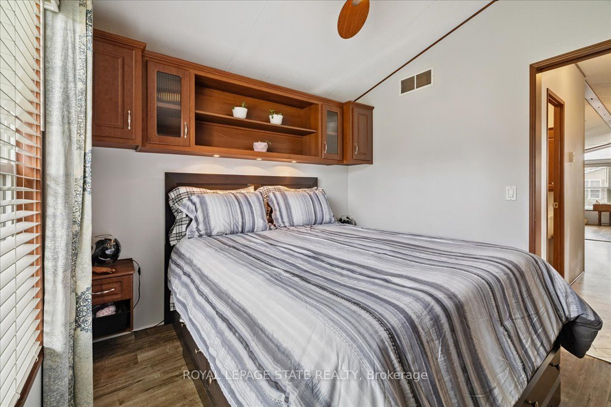 4449 Milburough Line 13 Spruce