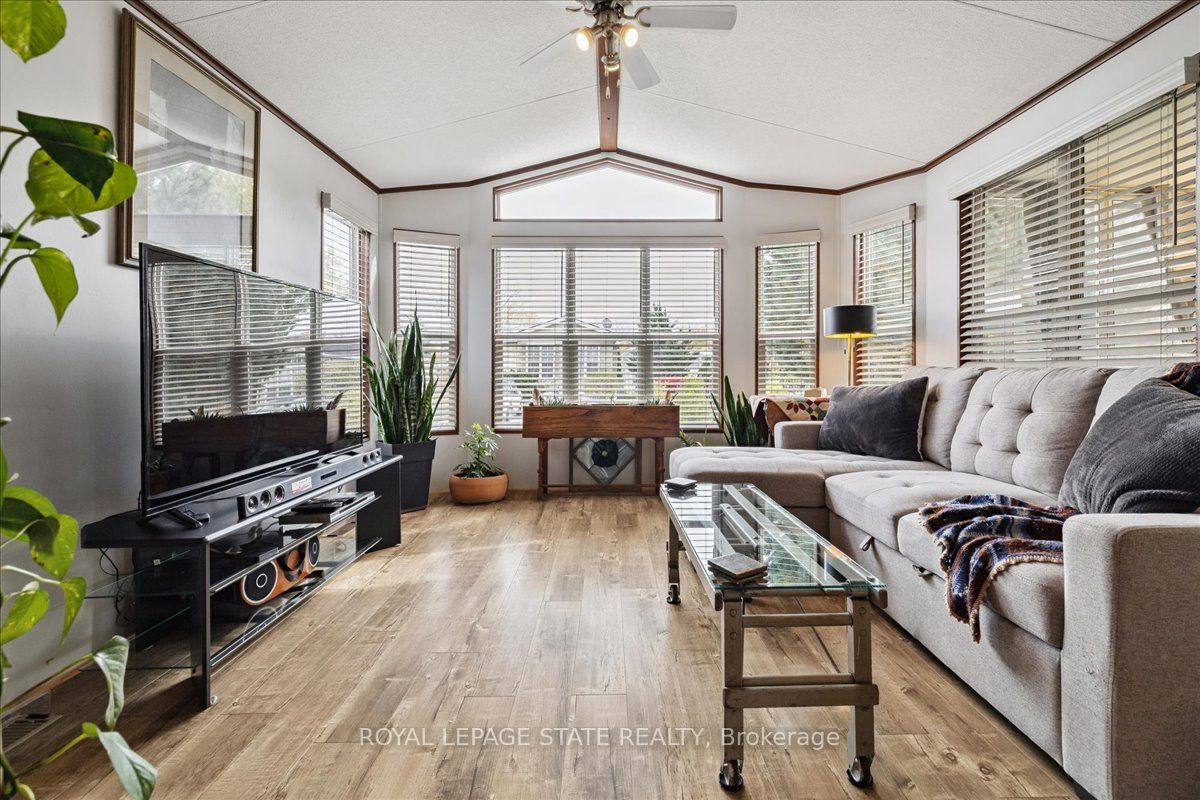 4449 Milburough Line 13 Spruce