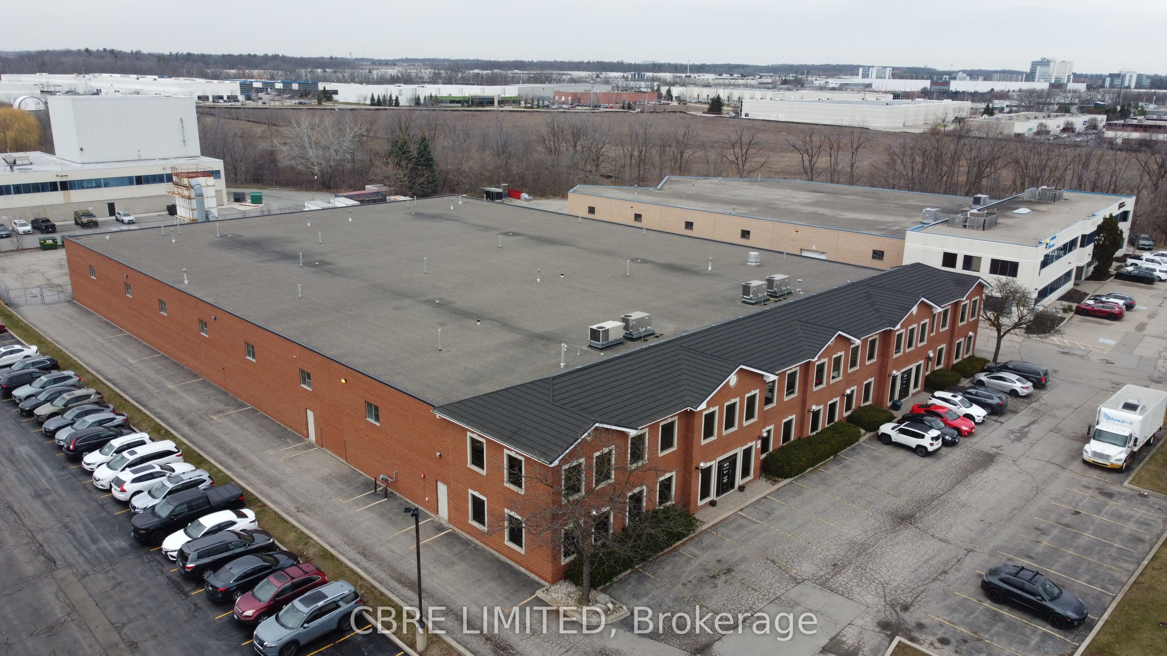 5075 North Service Road