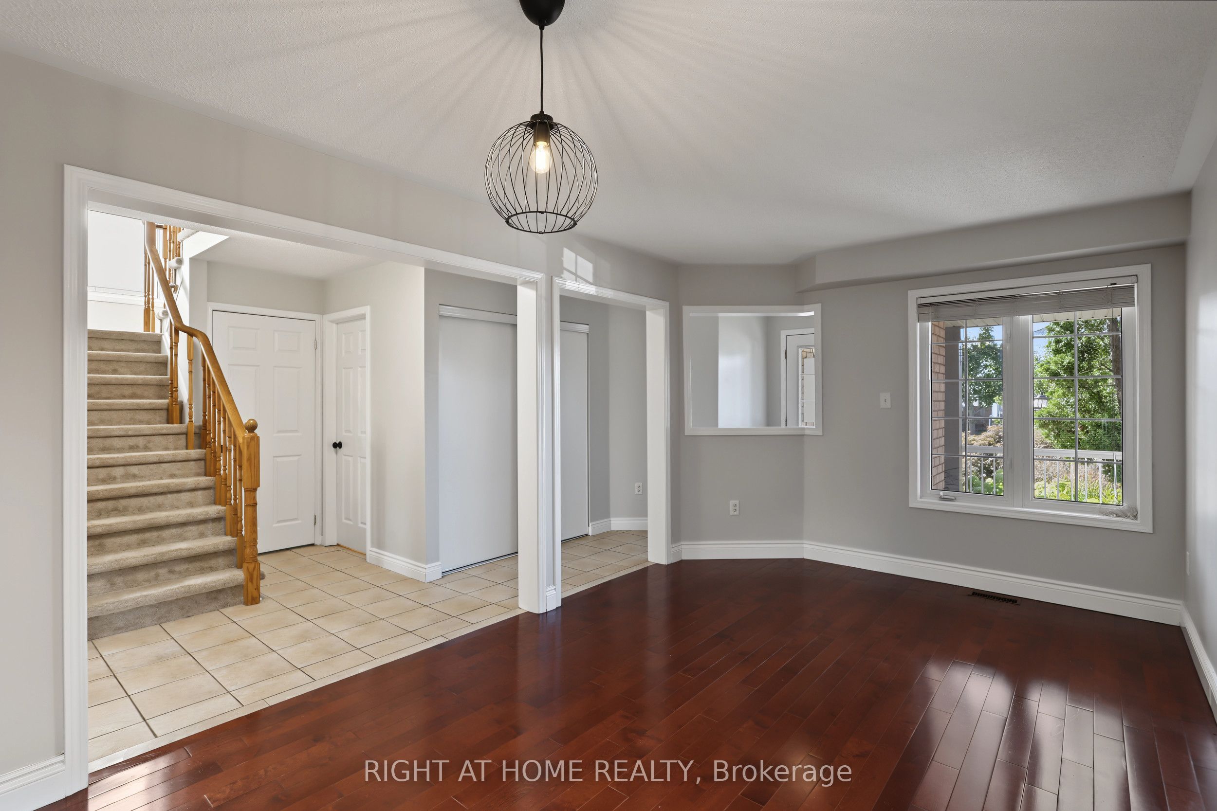 88 Scottsdale Drive