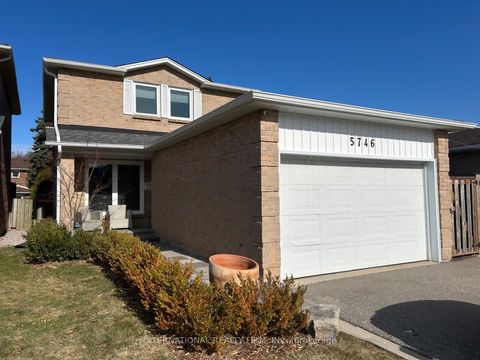 5746 Turney Drive Mississauga ON L9M 2R3