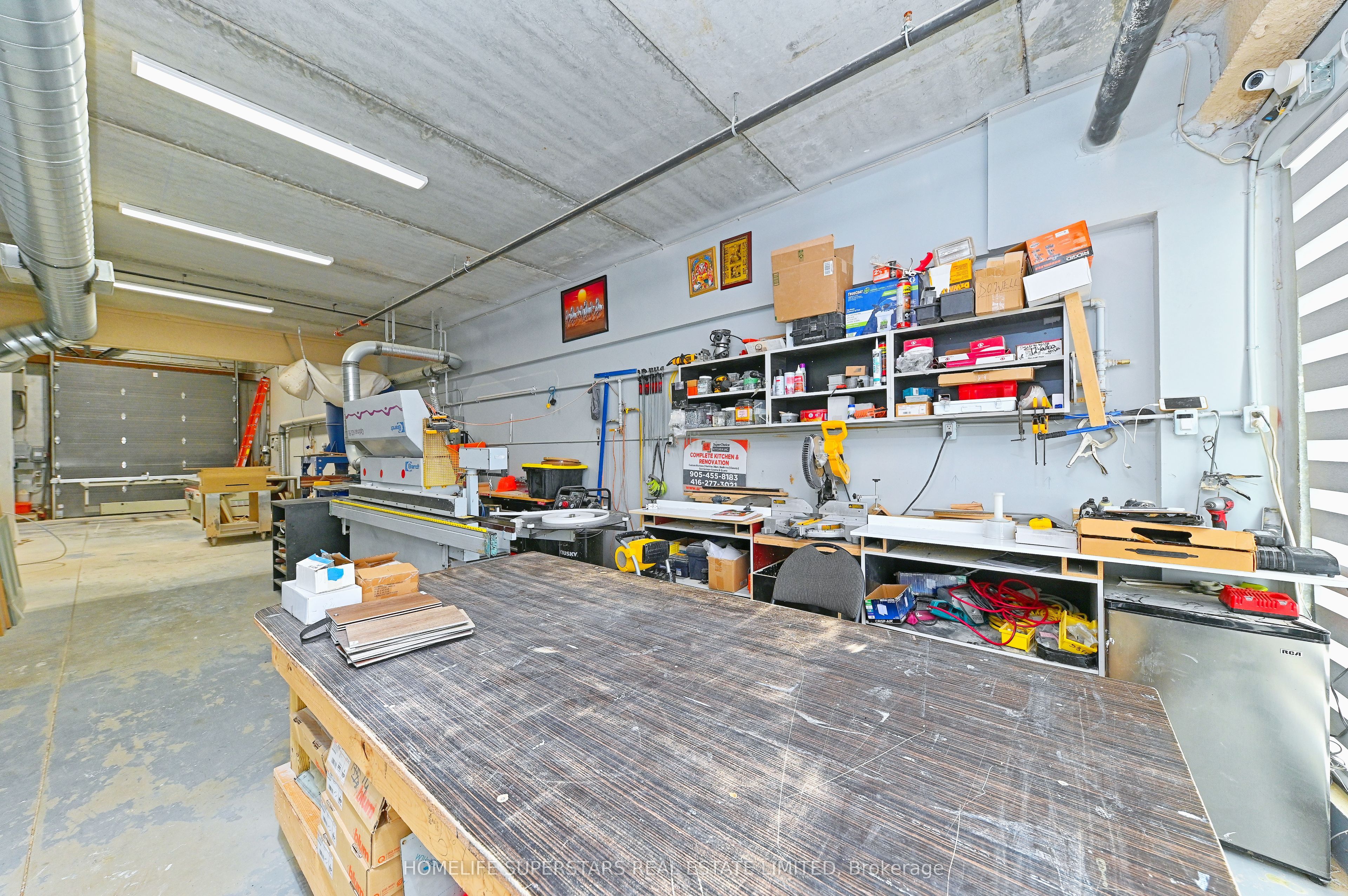 760 Laurentian Drive 25