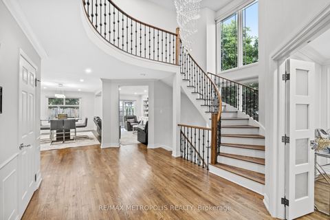 914 Sproule Crescent Oshawa ON L1K 2C8