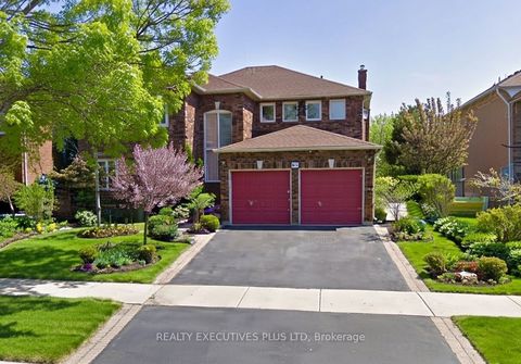 61 Simms Drive Ajax ON L1T 3K1