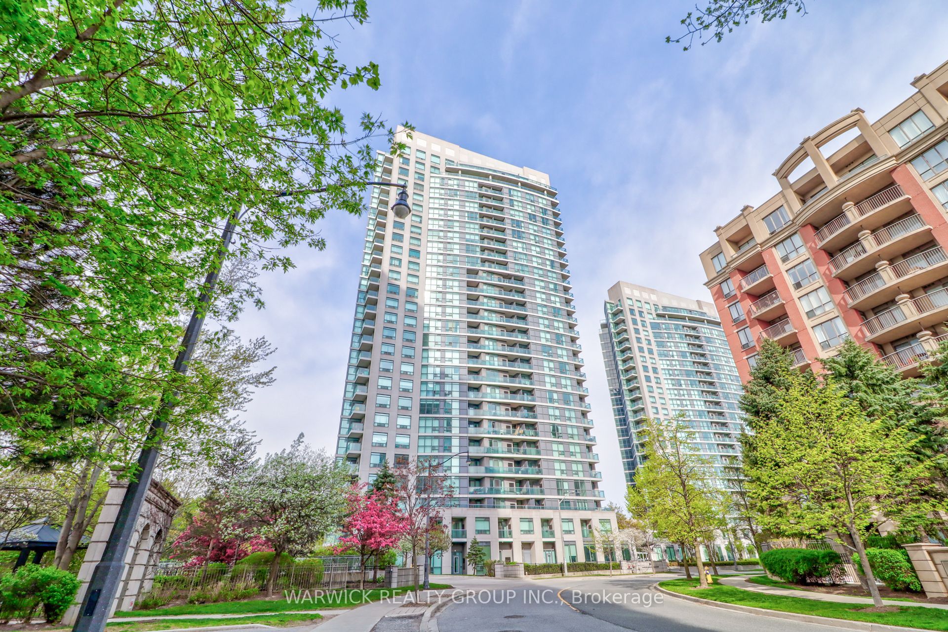 30 Harrison Garden Boulevard 903
