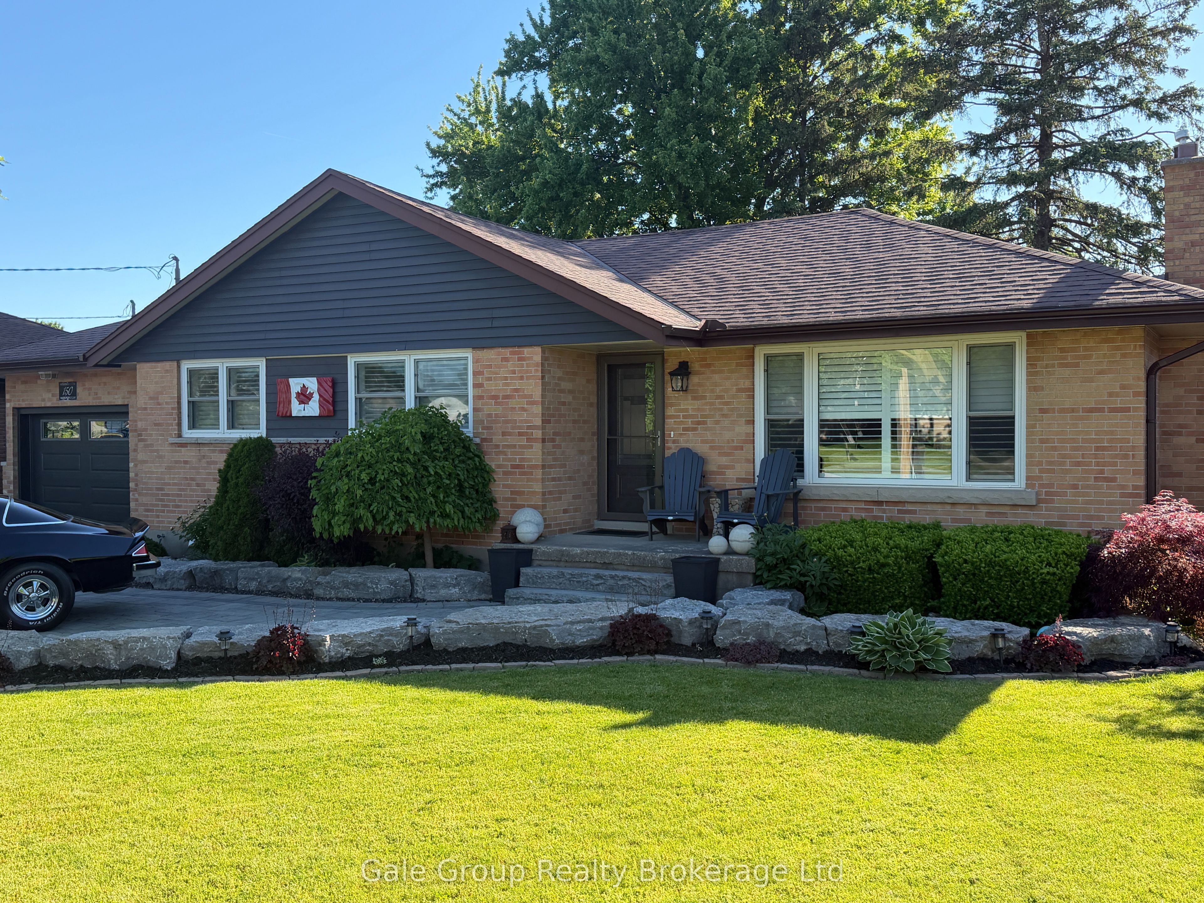 150 SPRINGBANK Avenue N