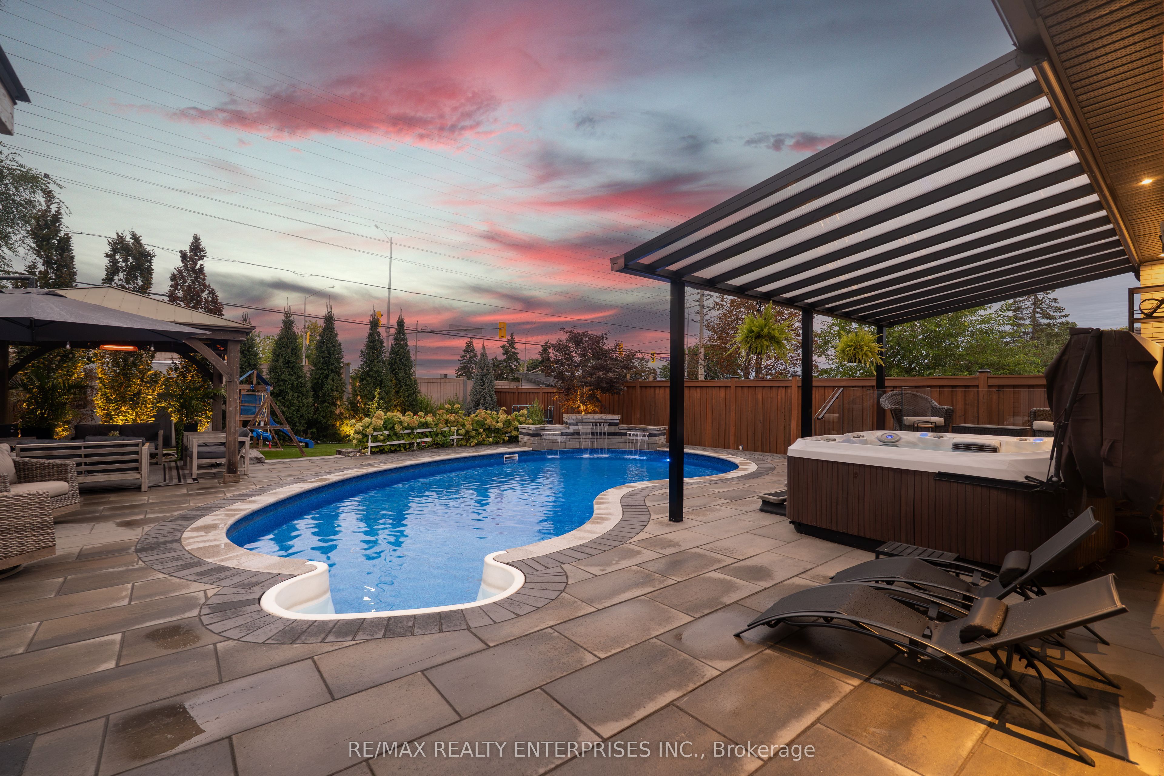 2223 Belfast Crescent