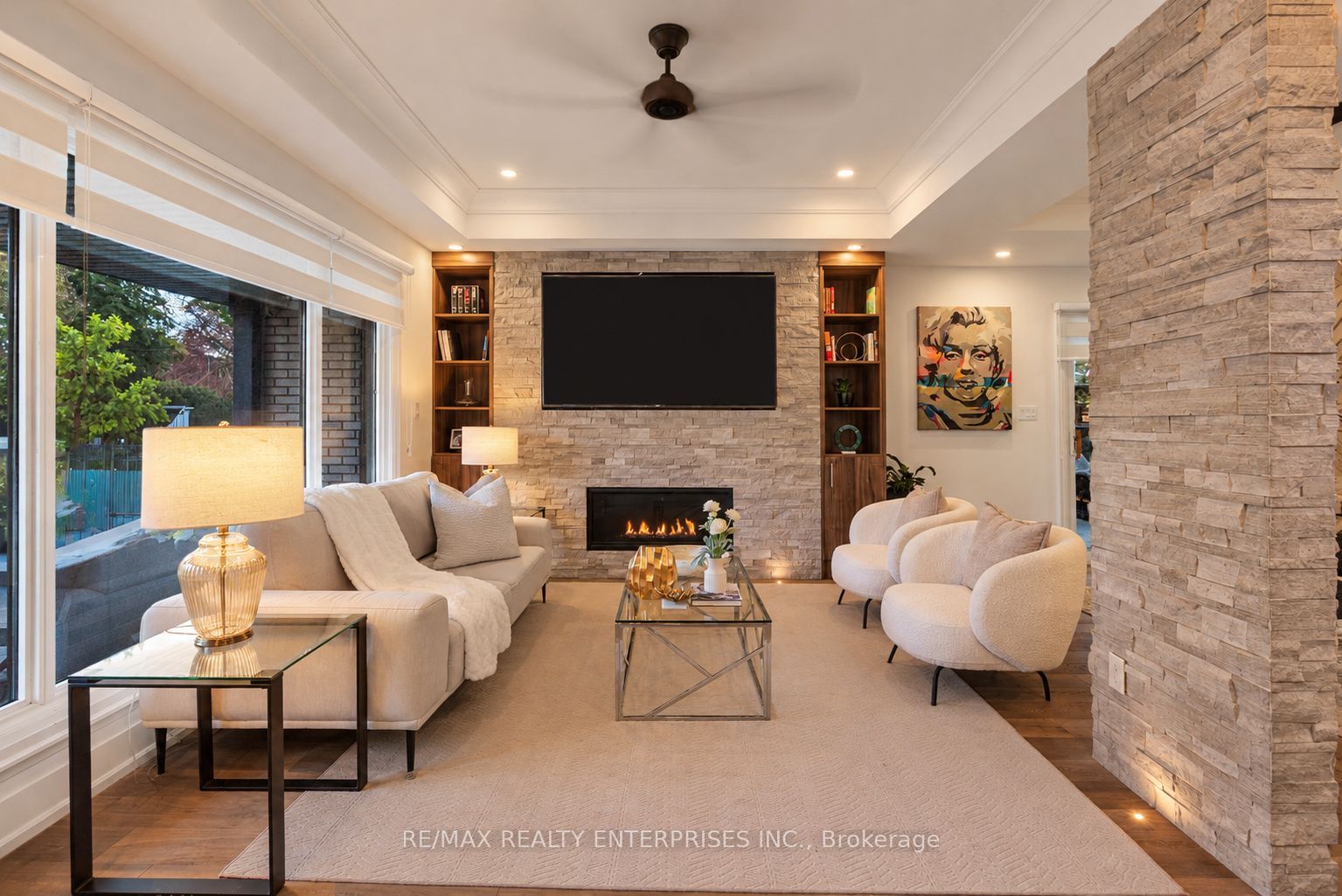 2223 Belfast Crescent