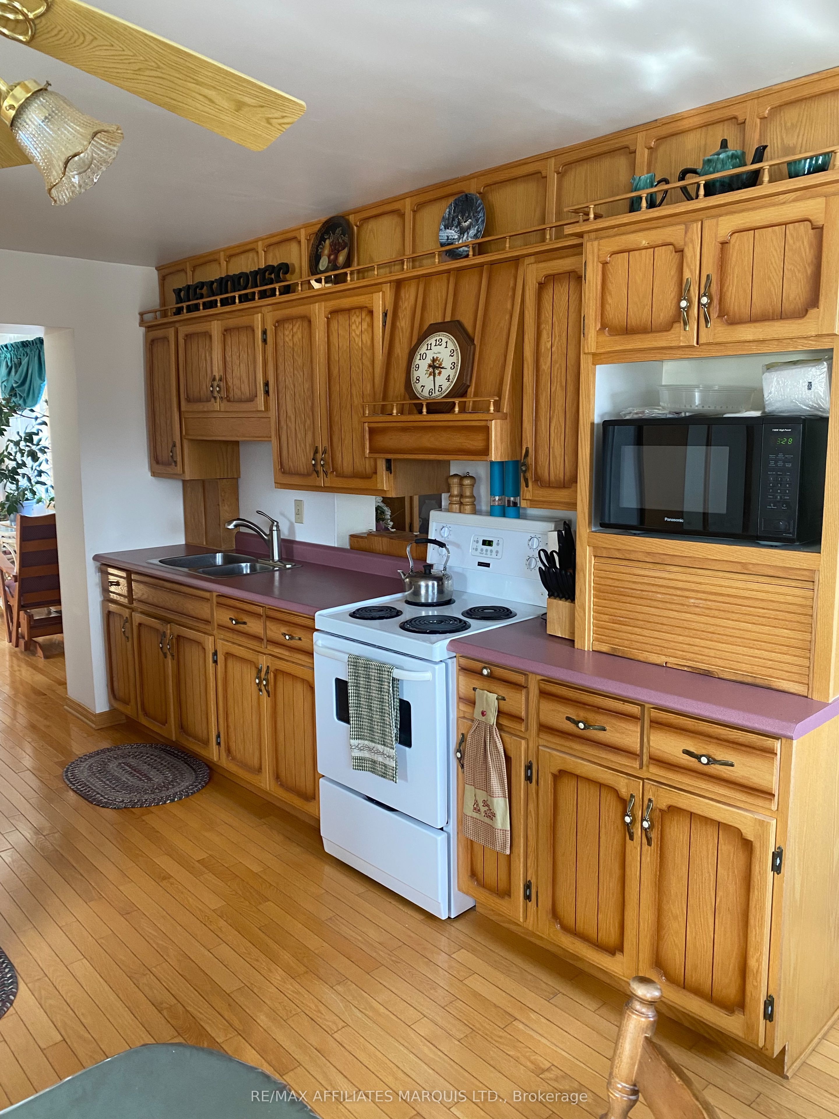 15085 Cooper Road S