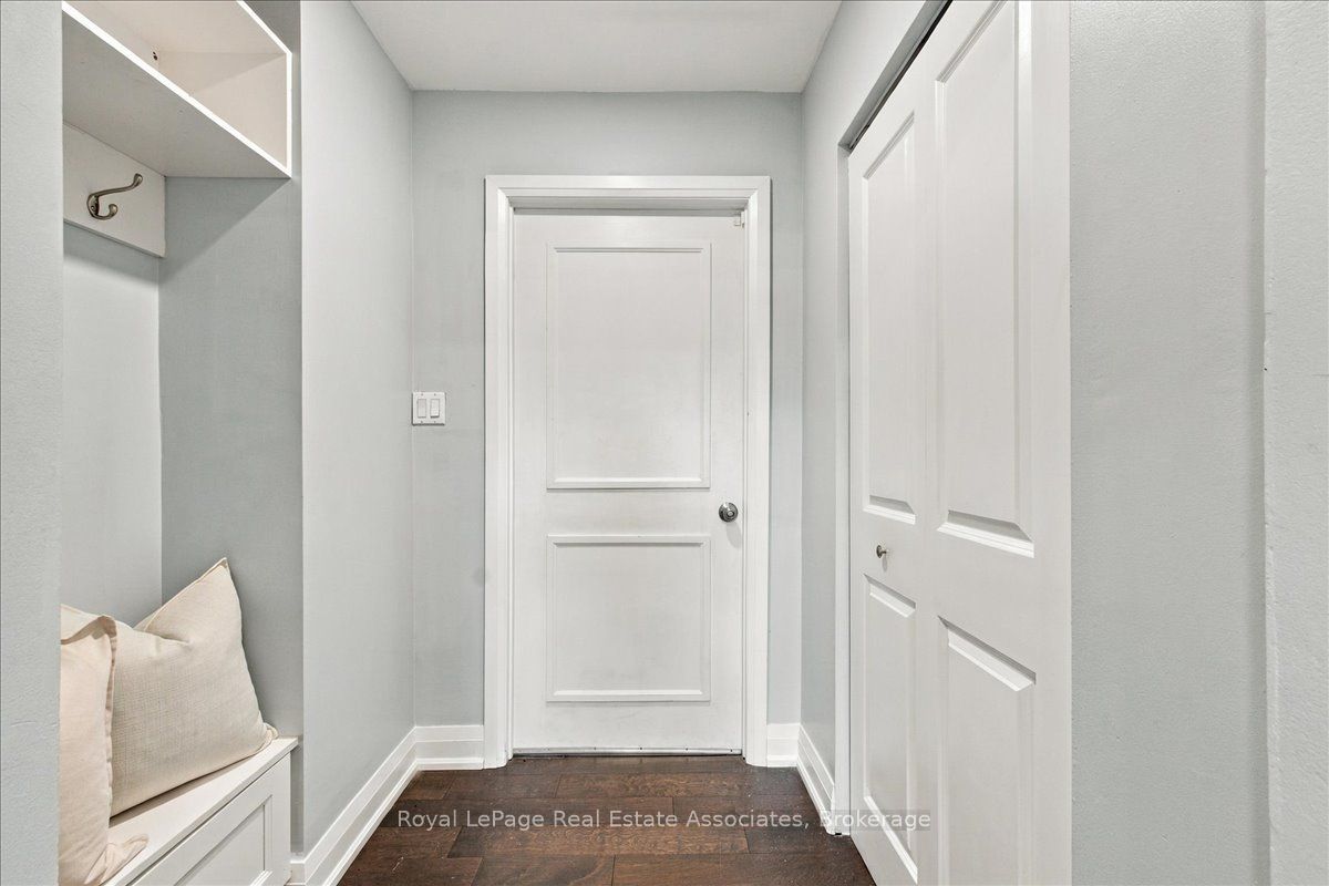 540 Mary Street E 1-4