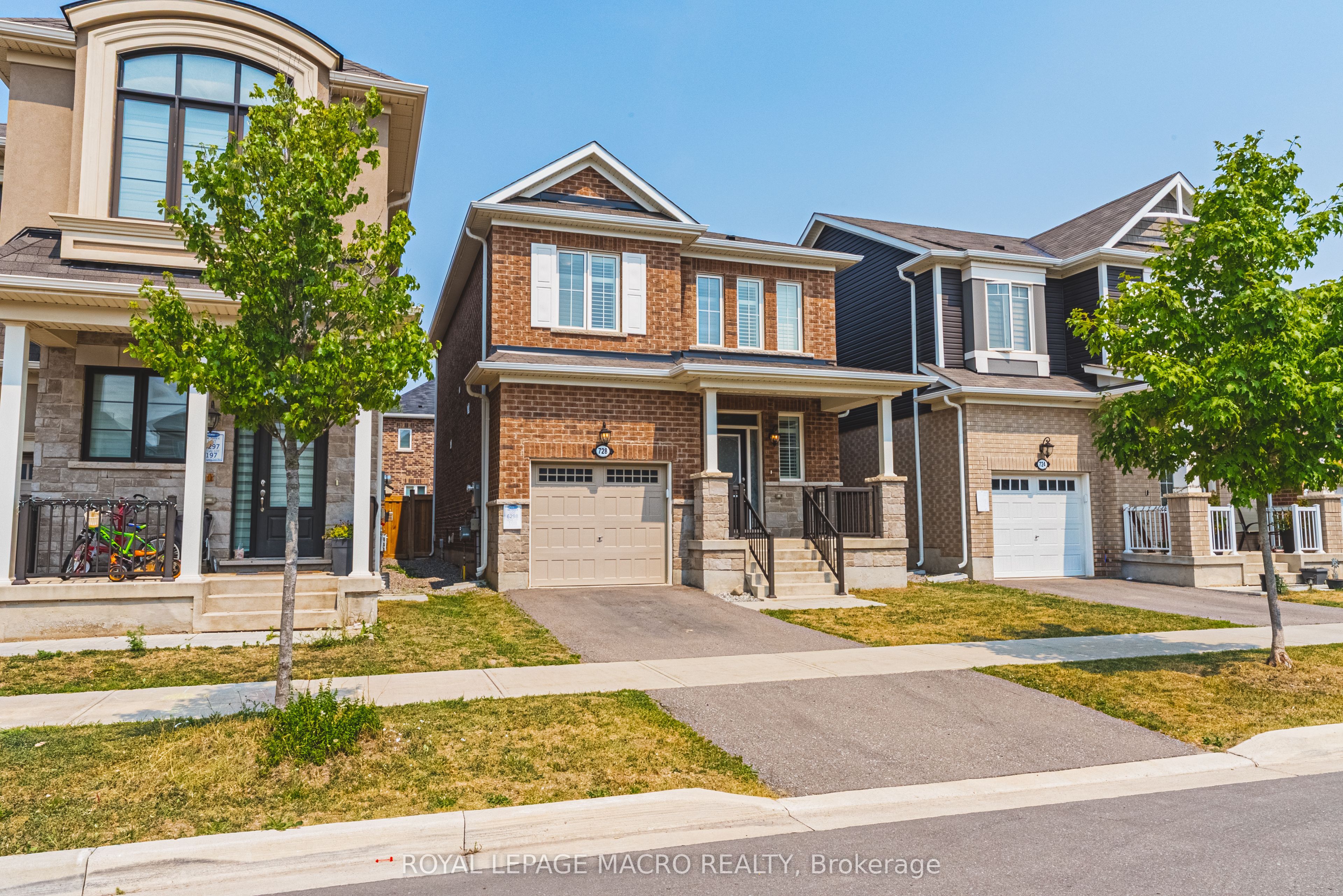 728 Kennedy Circle W