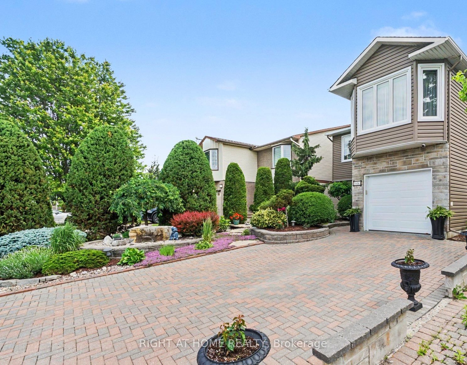 1484 Meadowbrook Road
