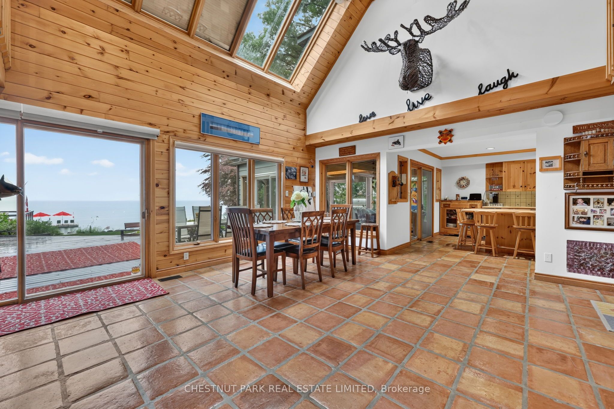 3209 Summer Place