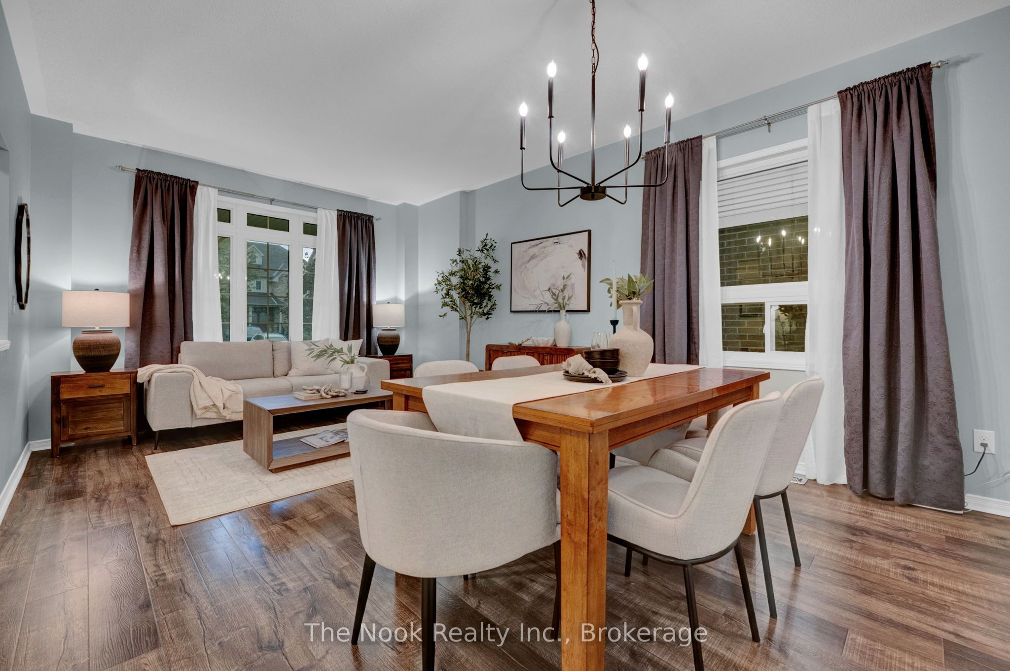 81 Colville Avenue S