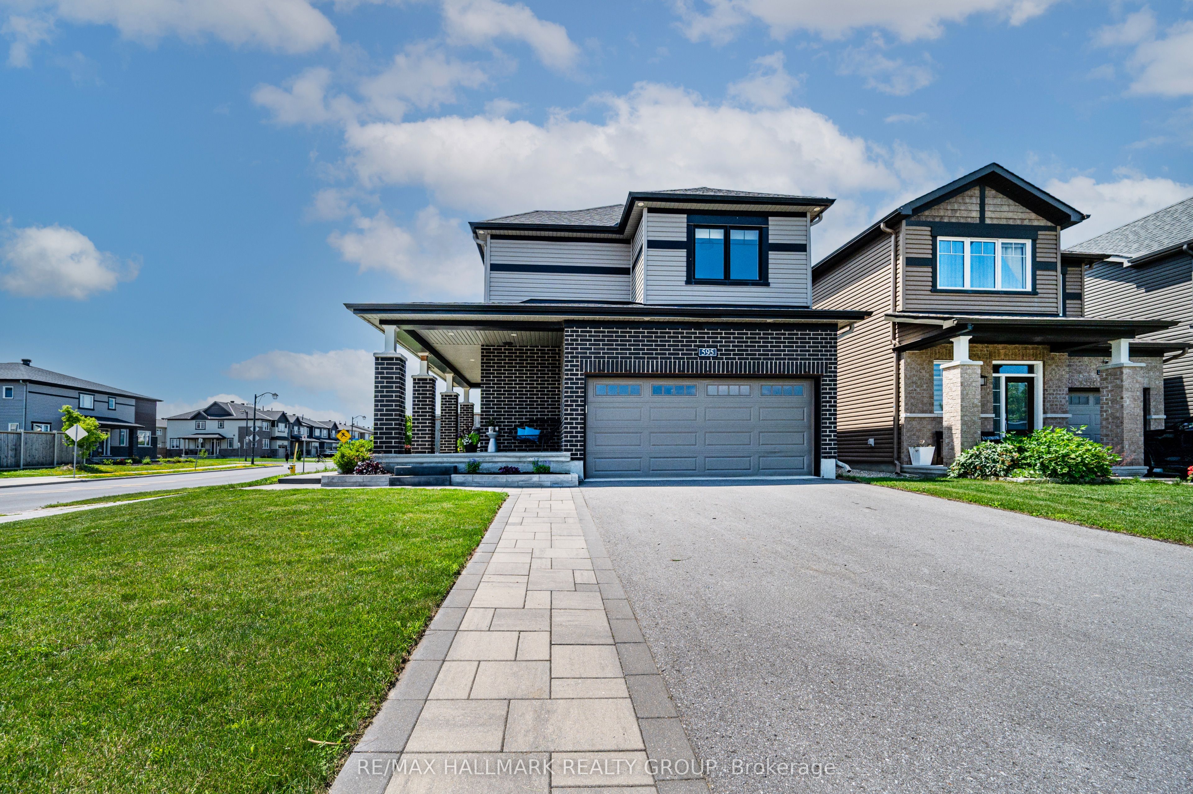 595 Decoeur Drive